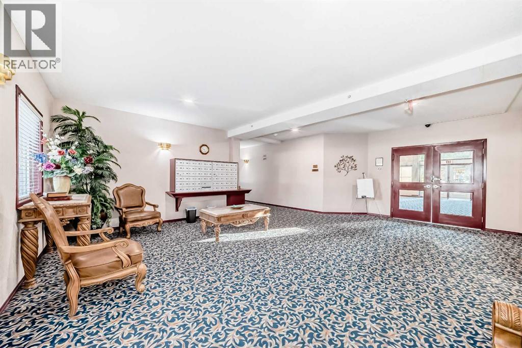 Single Family House for Sale in    Street SW Glenbrook Calgary 