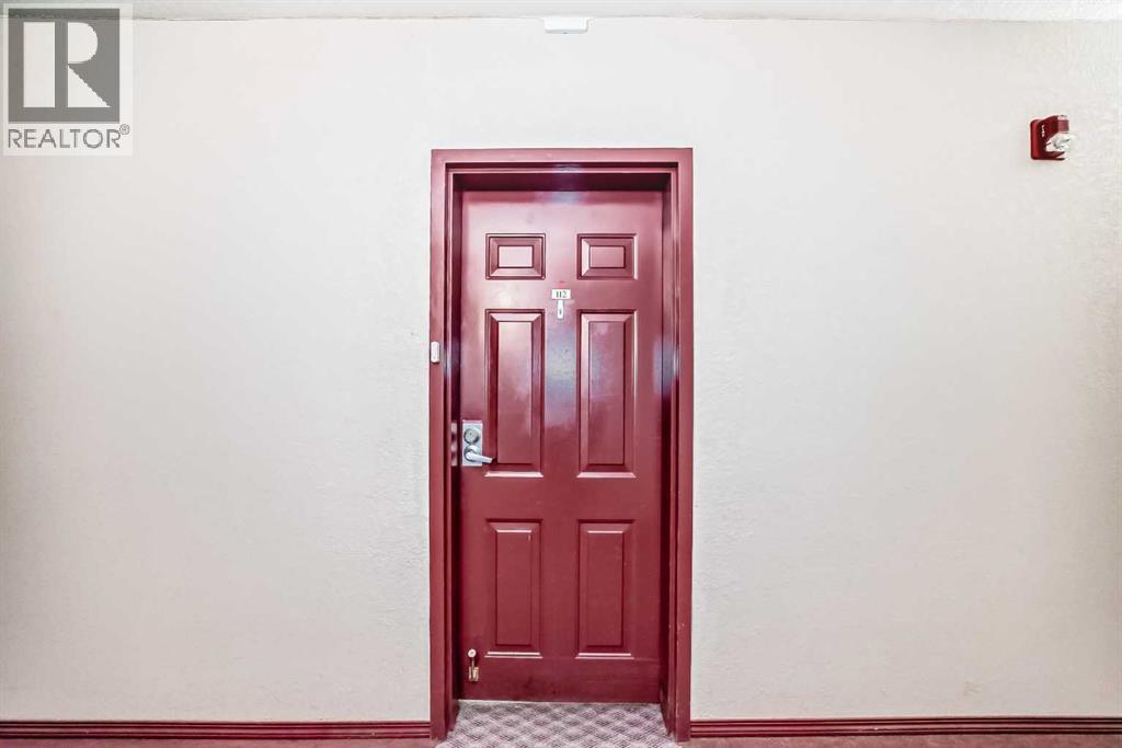 Single Family House for Sale in    Street SW Glenbrook Calgary 