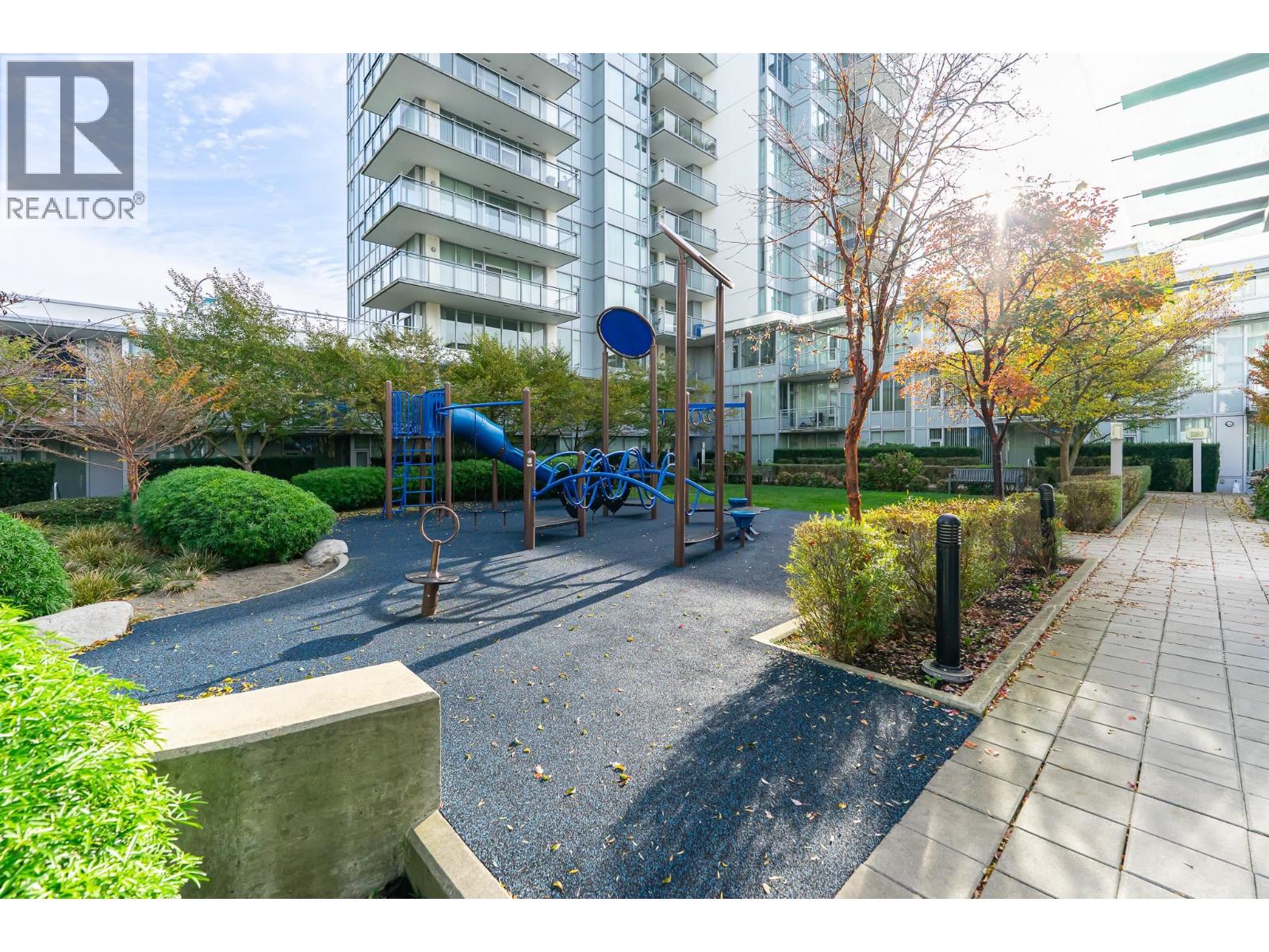 1704 3333 SEXSMITH ROAD, Richmond