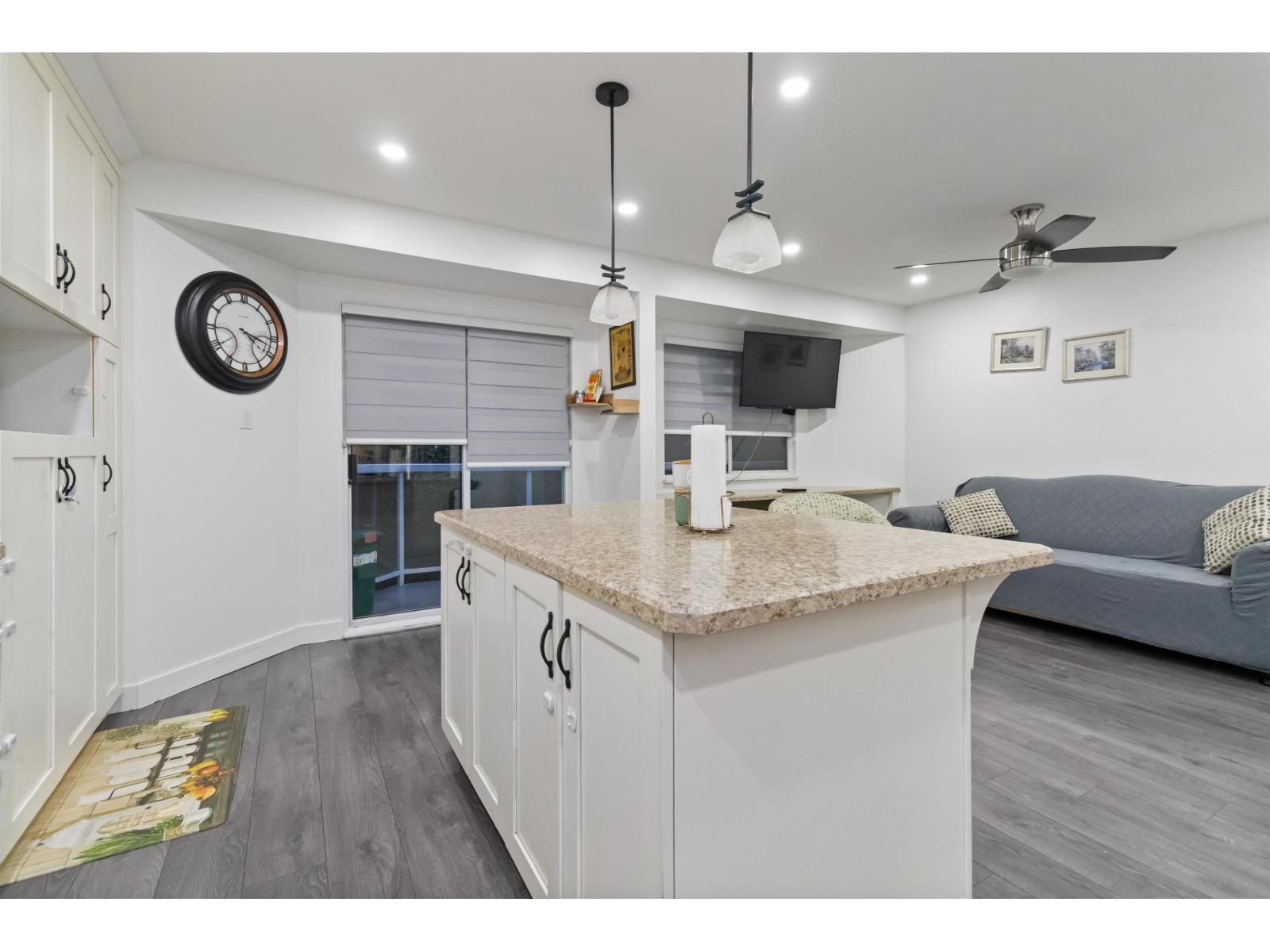 200 3160 TOWNLINE ROAD, Abbotsford