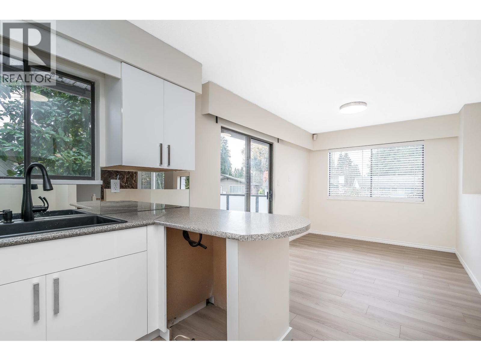 3924 VICTORIA PLACE, Port Coquitlam