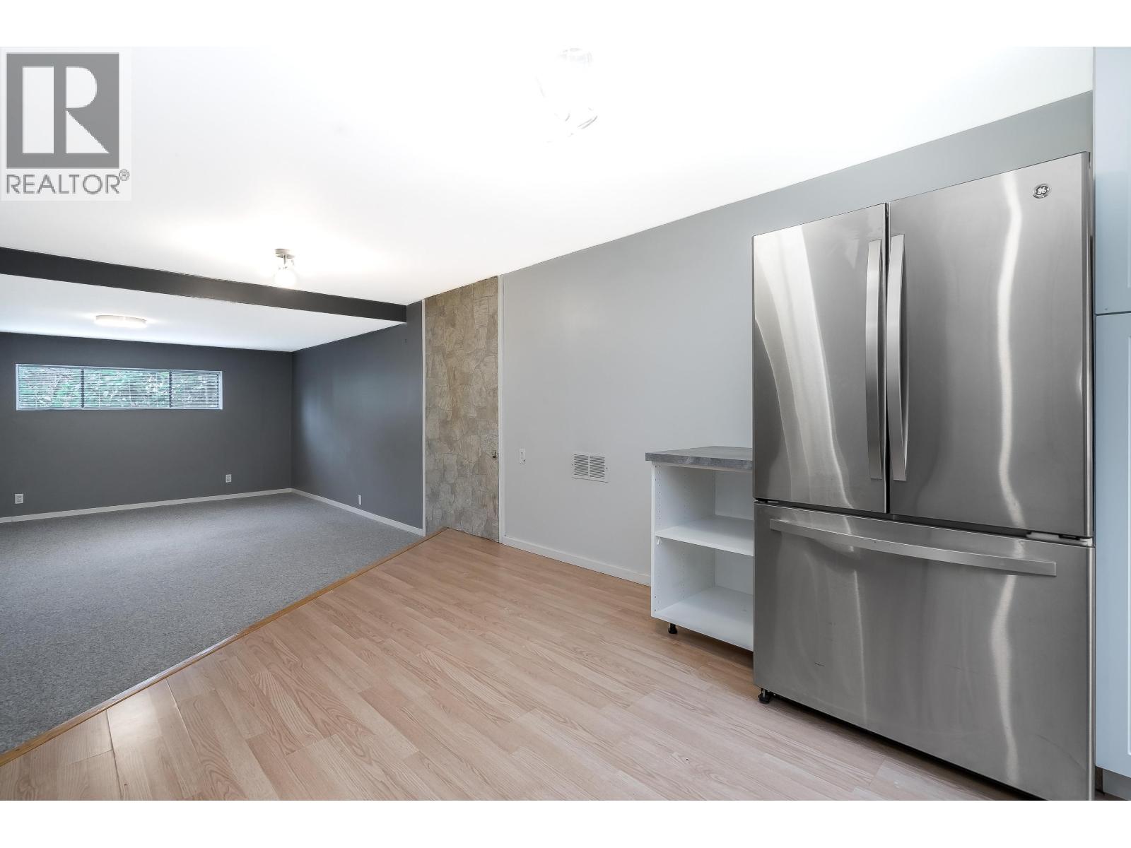 3924 VICTORIA PLACE, Port Coquitlam