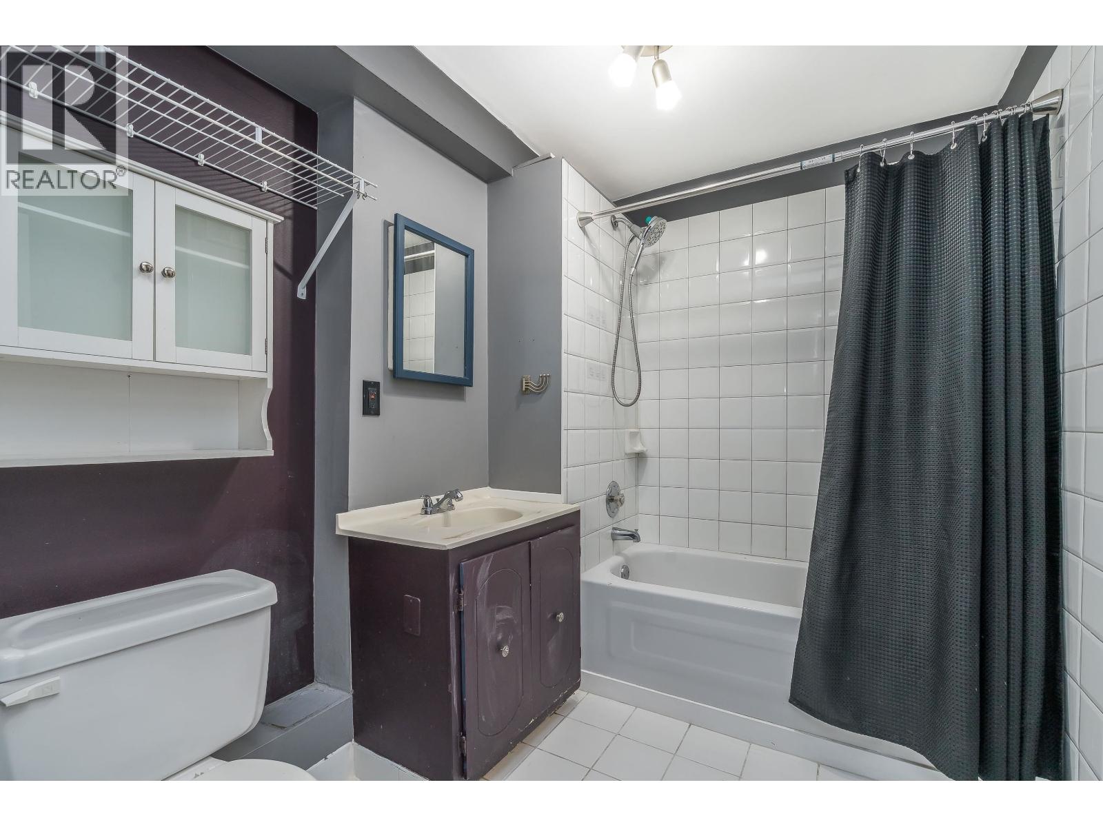 3924 VICTORIA PLACE, Port Coquitlam