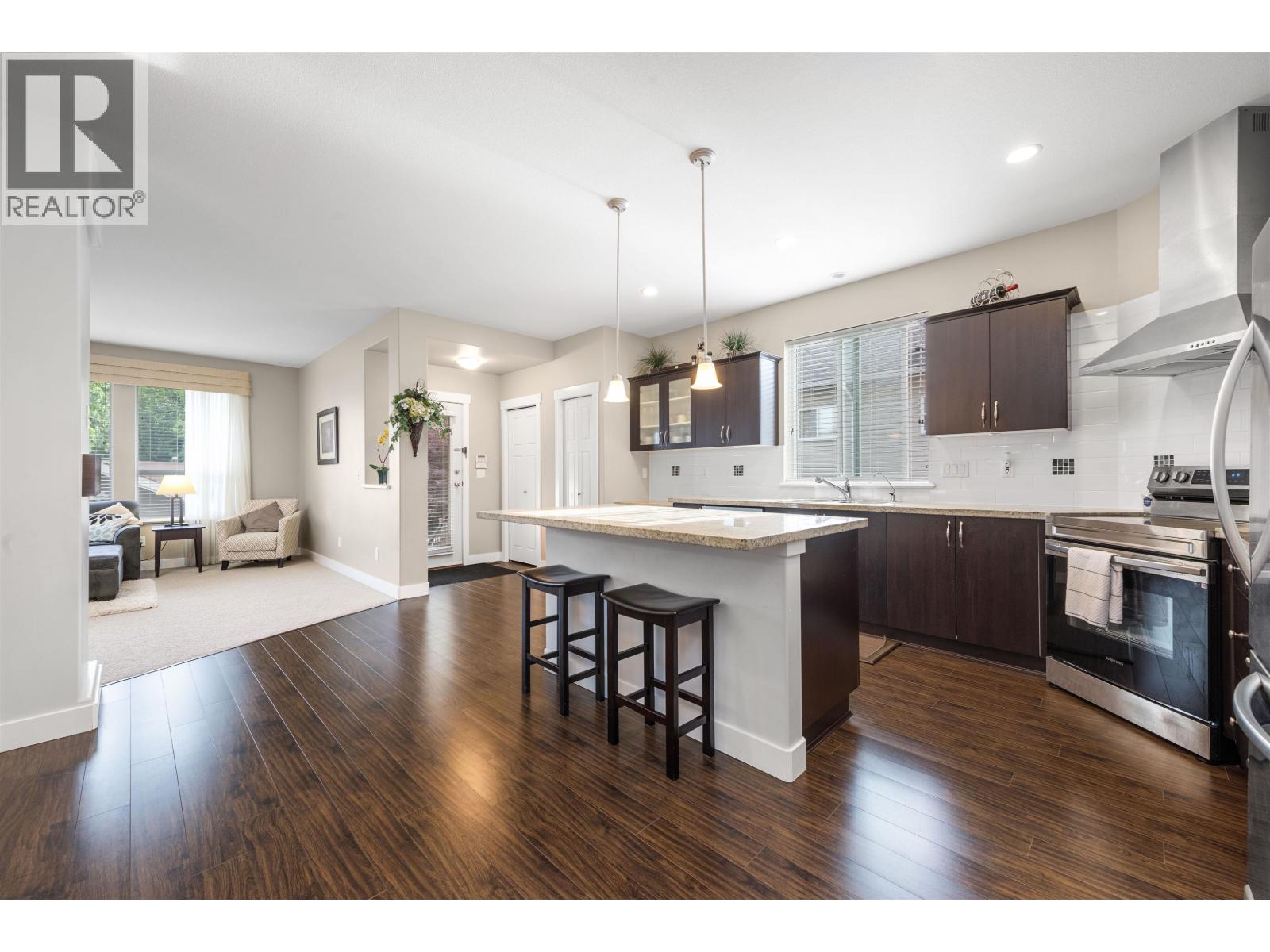 3382 DARWIN AVENUE, Coquitlam