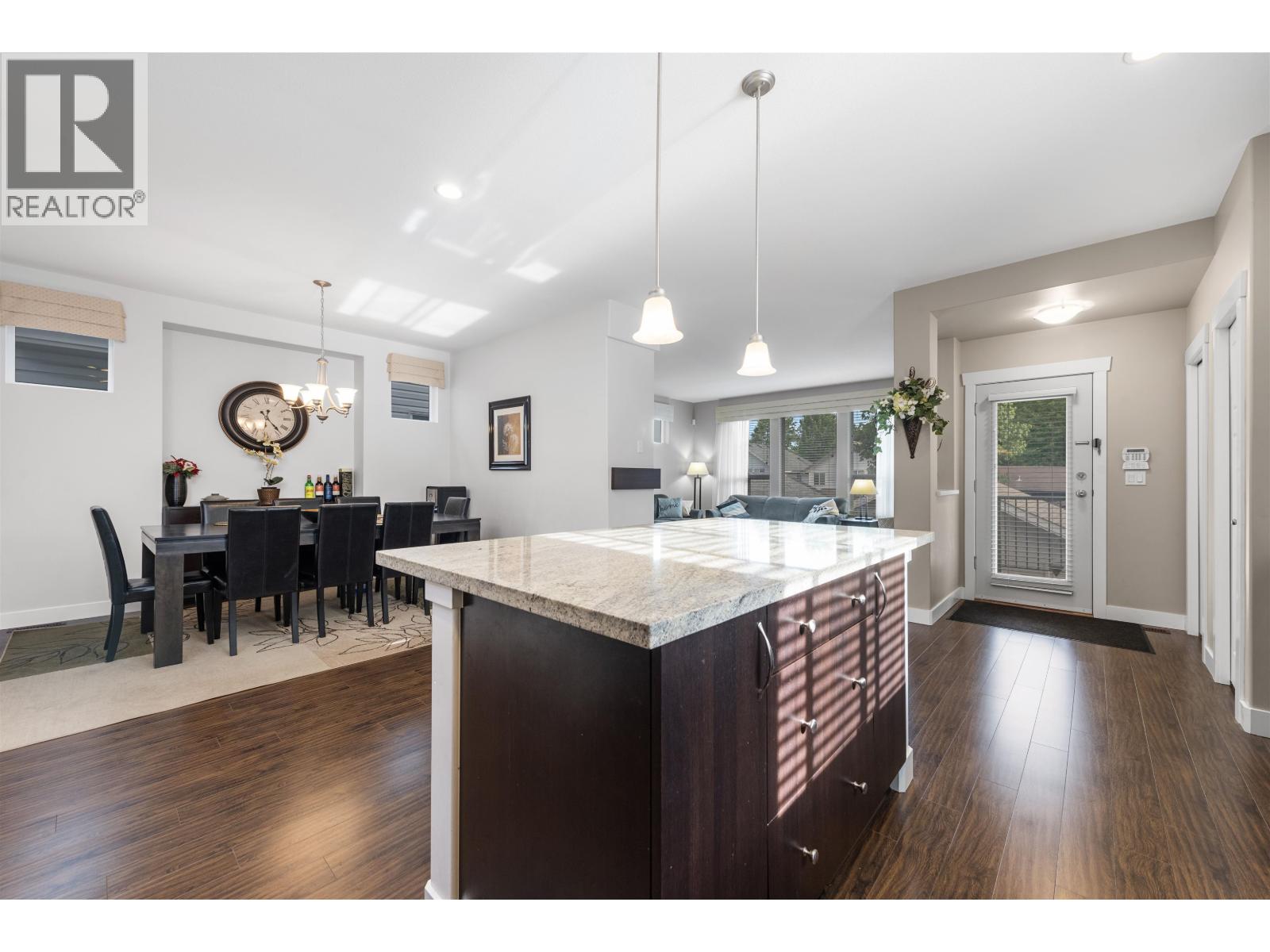 3382 DARWIN AVENUE, Coquitlam