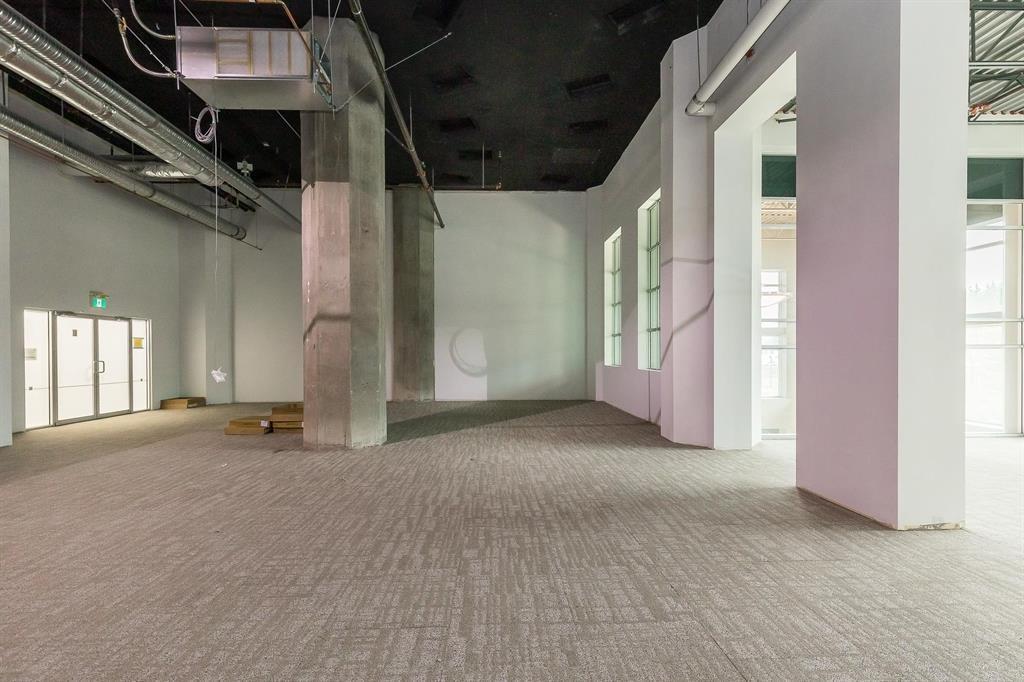 Office in Abbotsford - Image 8