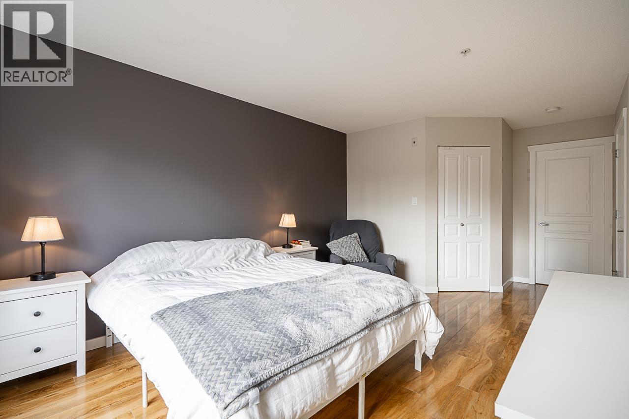 211 2958 SILVER SPRINGS BOULEVARD, Coquitlam