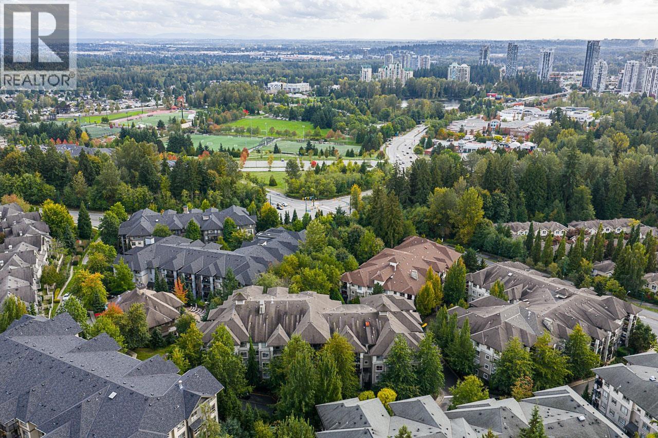 211 2958 SILVER SPRINGS BOULEVARD, Coquitlam