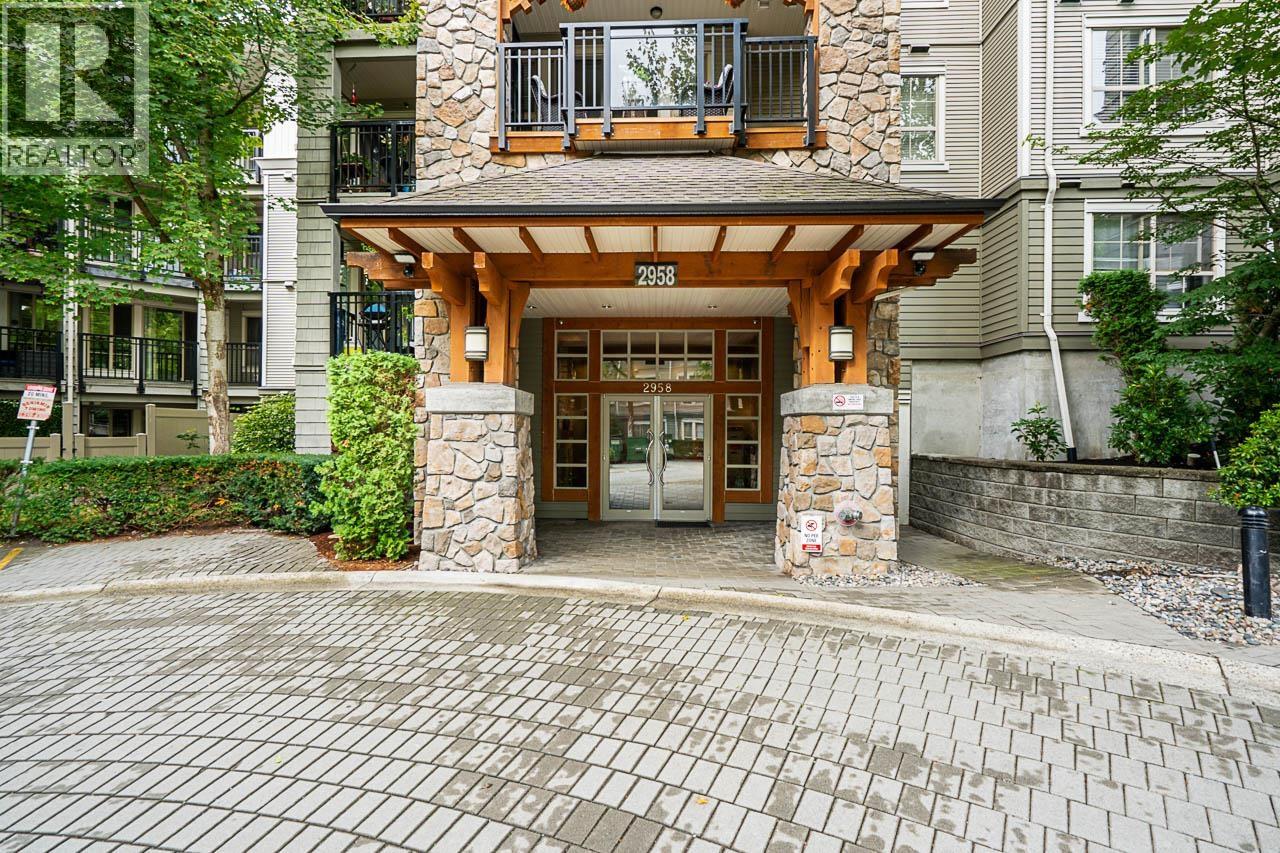 211 2958 SILVER SPRINGS BOULEVARD, Coquitlam