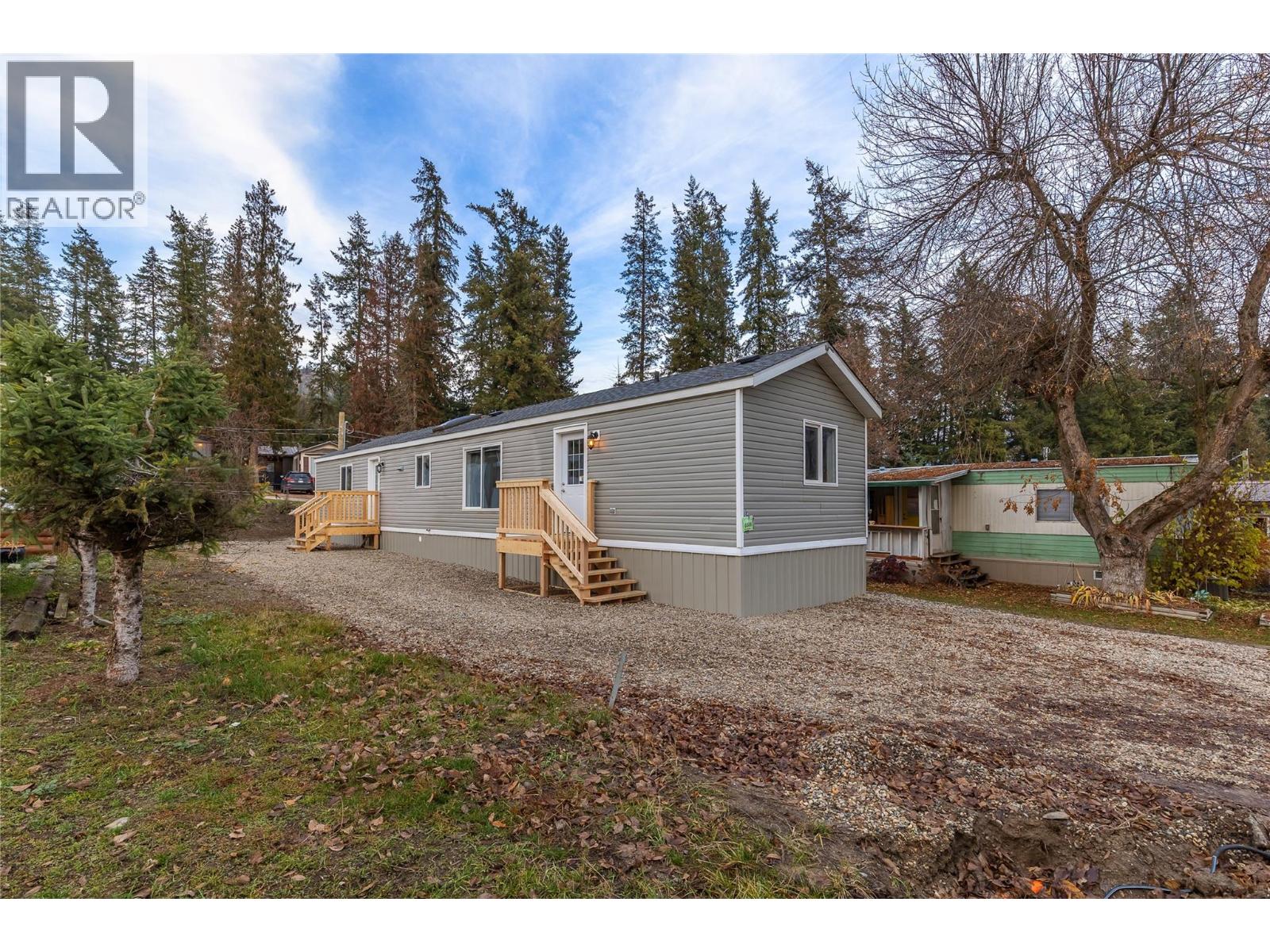 51 6588 97A Highway, Enderby