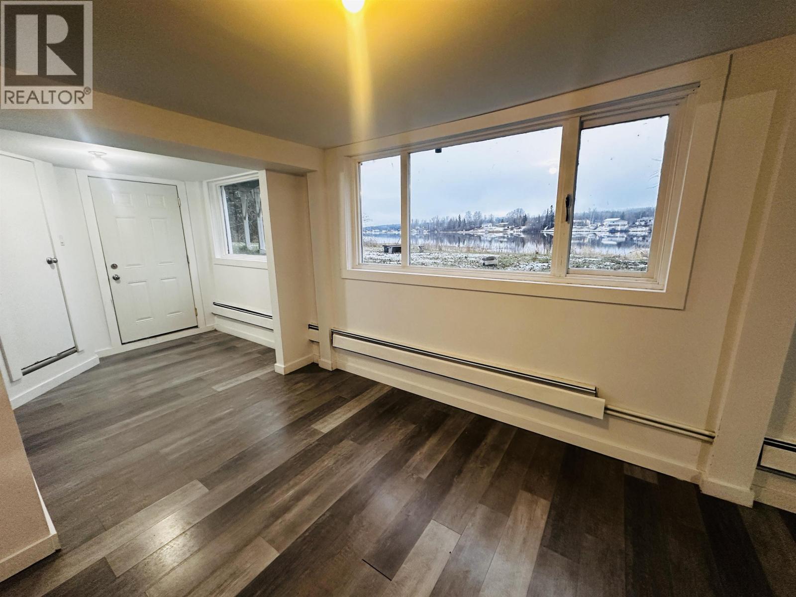 298 PIONEER WAY - 33