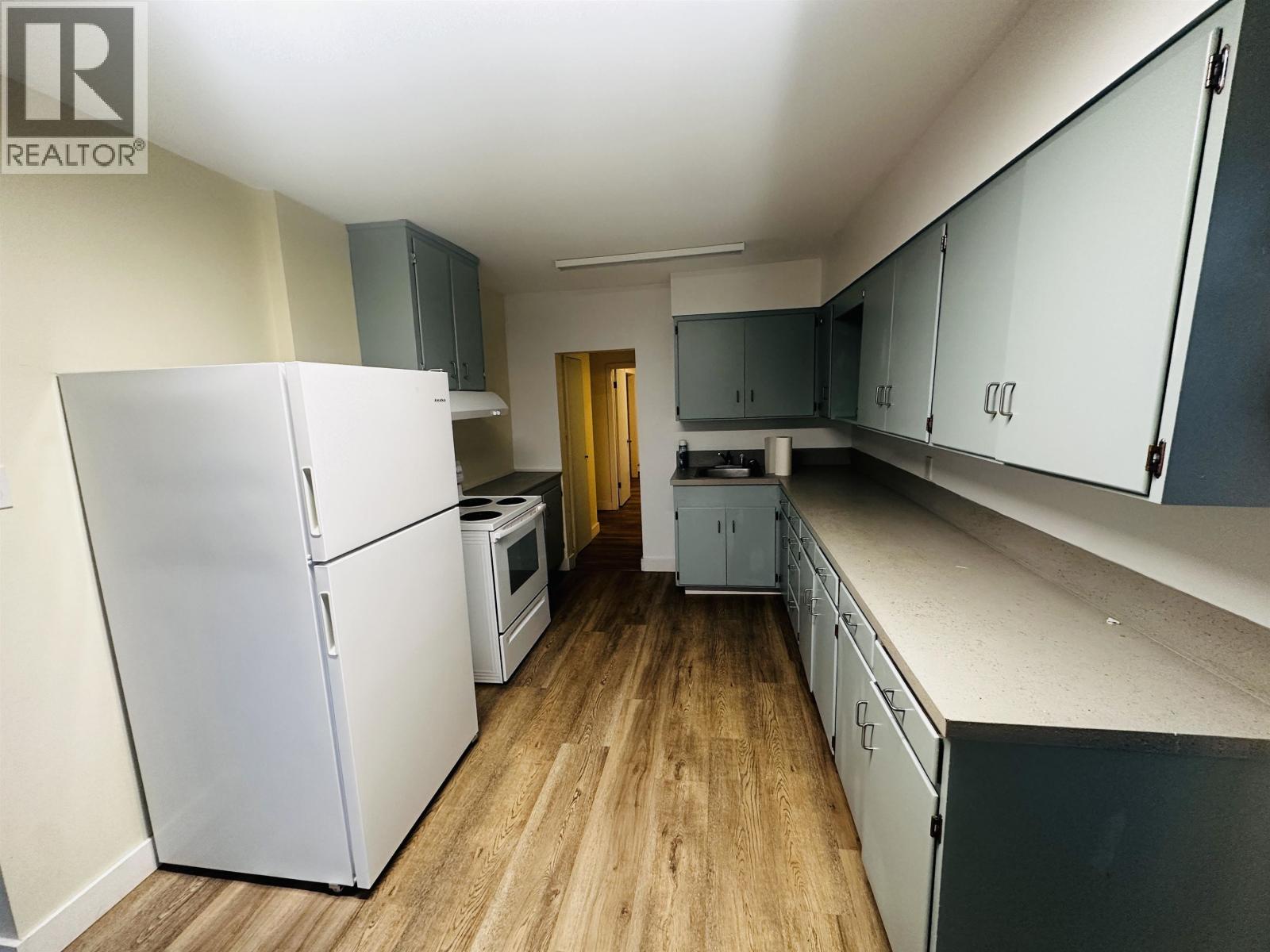 298 PIONEER WAY - 23