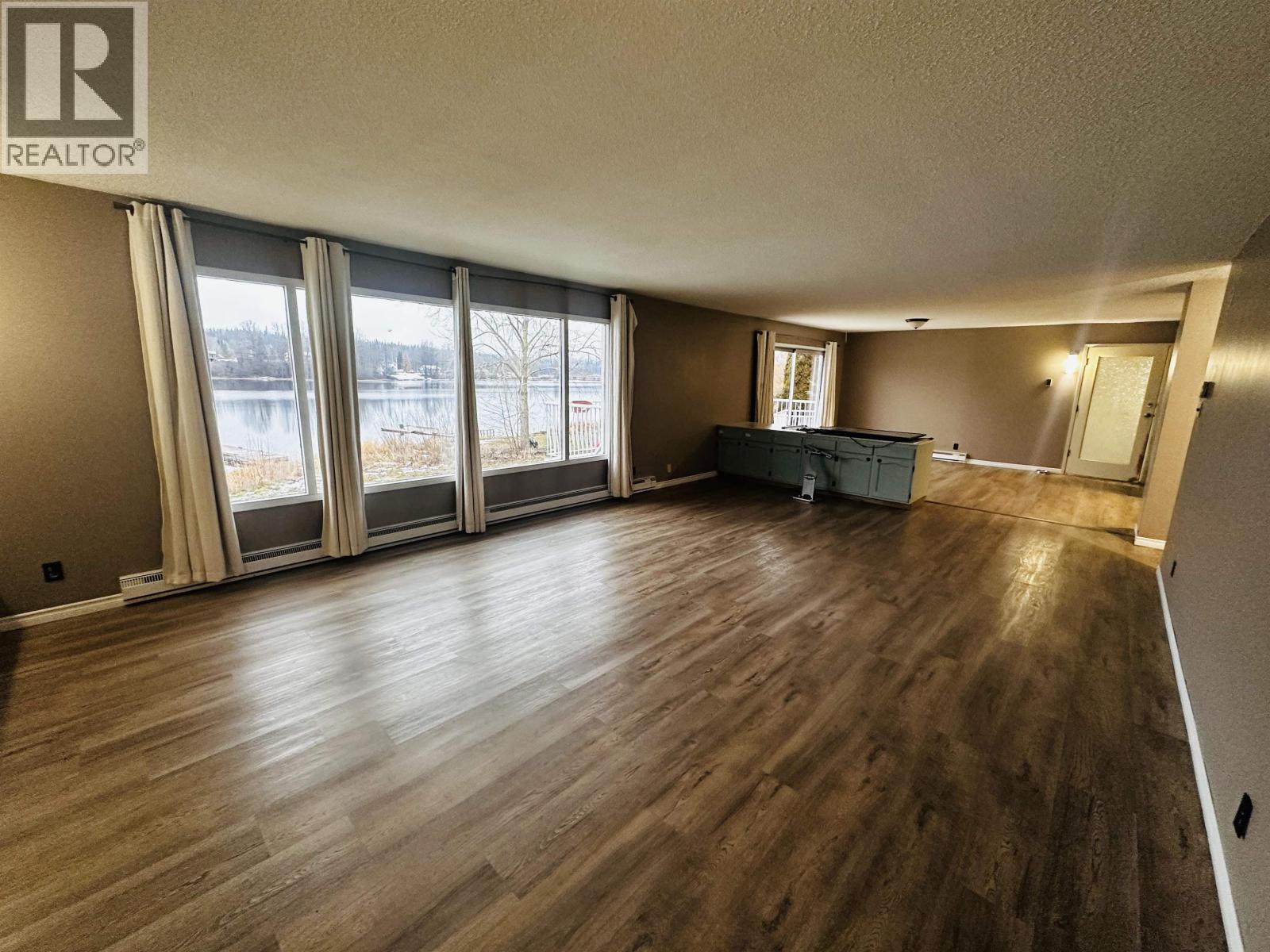 298 PIONEER Way, Burns Lake