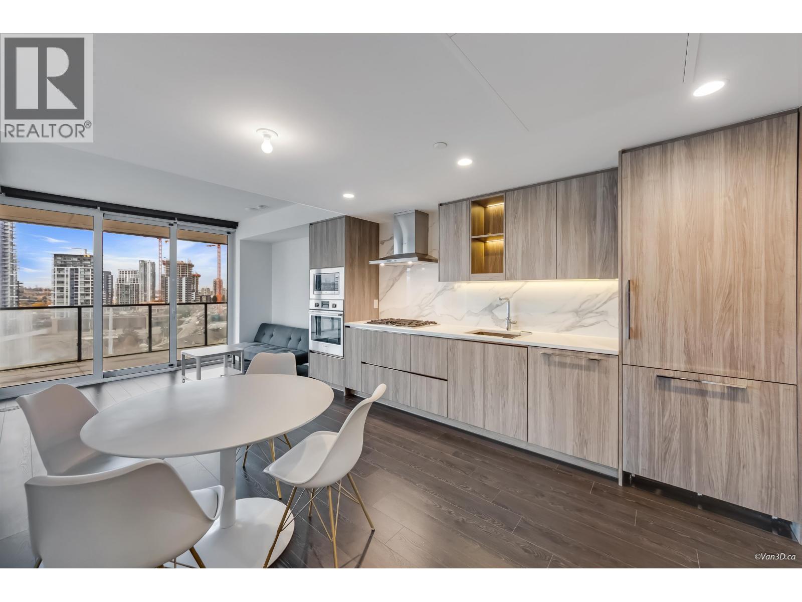 709 4880 LOUGHEED HIGHWAY, Burnaby