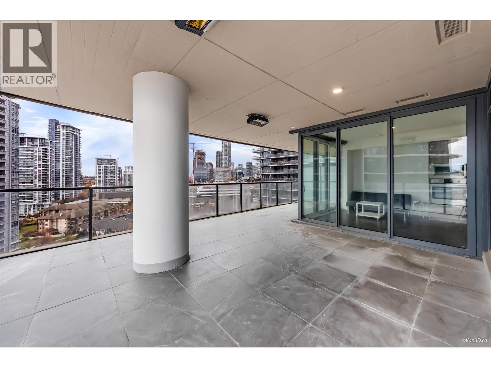 709 4880 LOUGHEED HIGHWAY, Burnaby