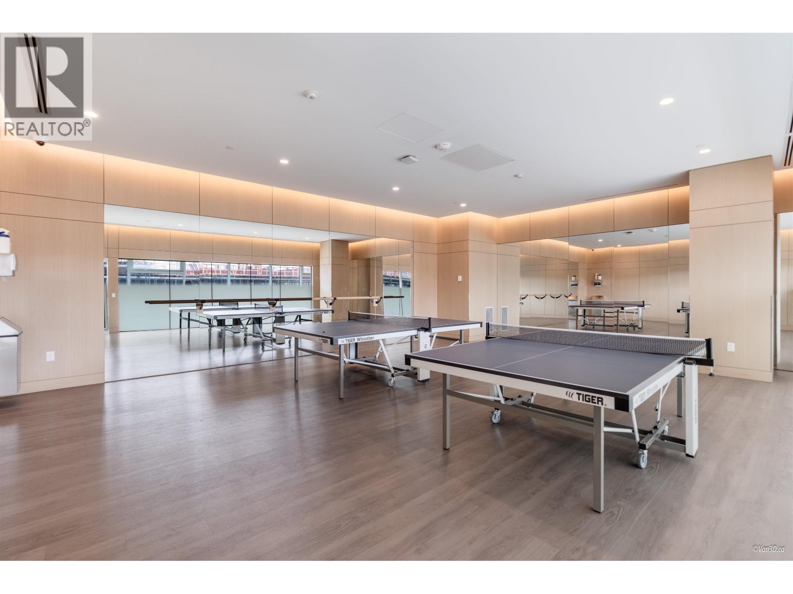 709 4880 LOUGHEED HIGHWAY, Burnaby