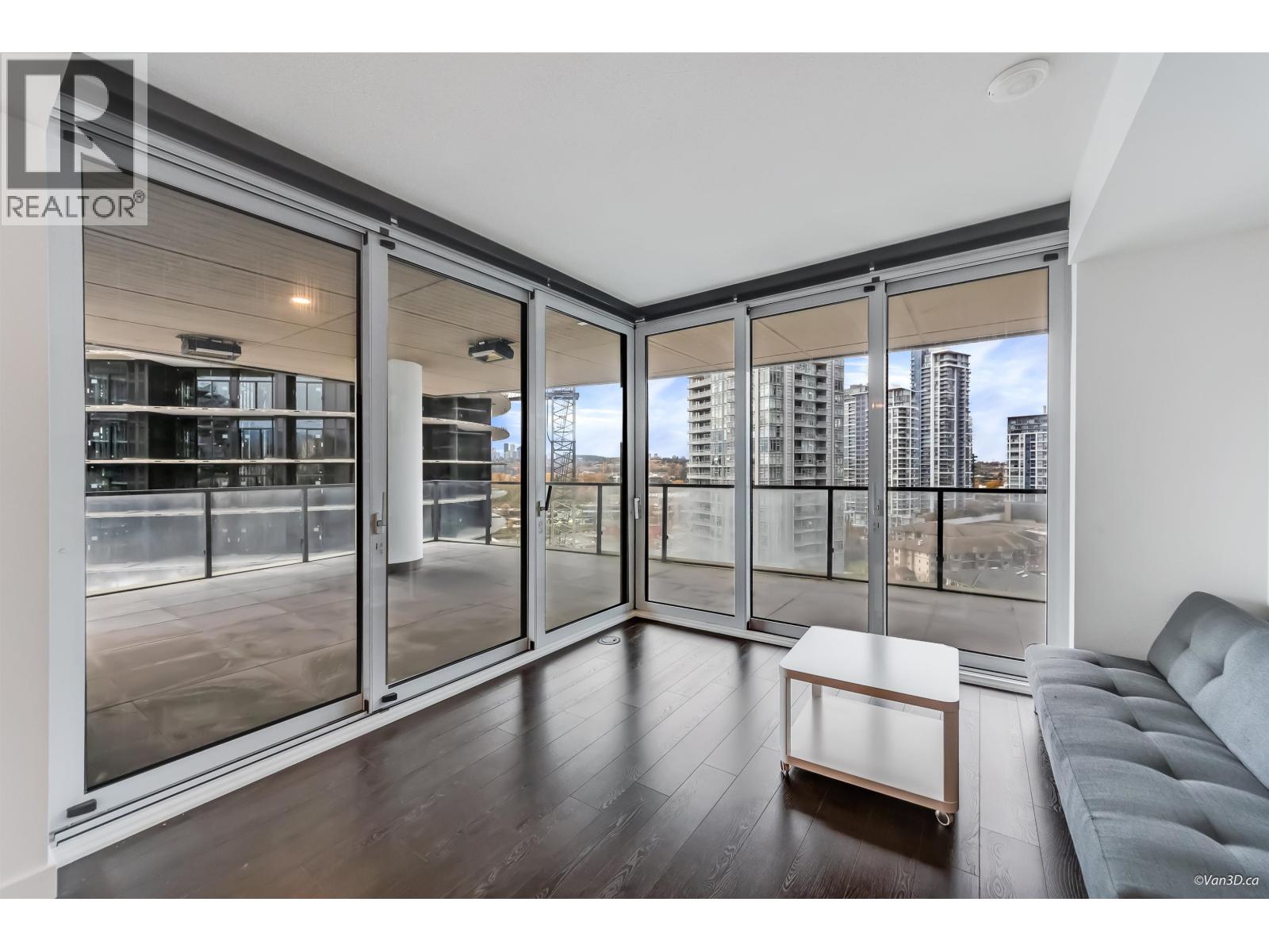 709 4880 LOUGHEED HIGHWAY, Burnaby