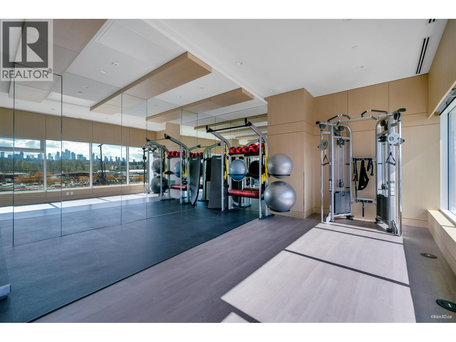 709 4880 LOUGHEED HIGHWAY, Burnaby