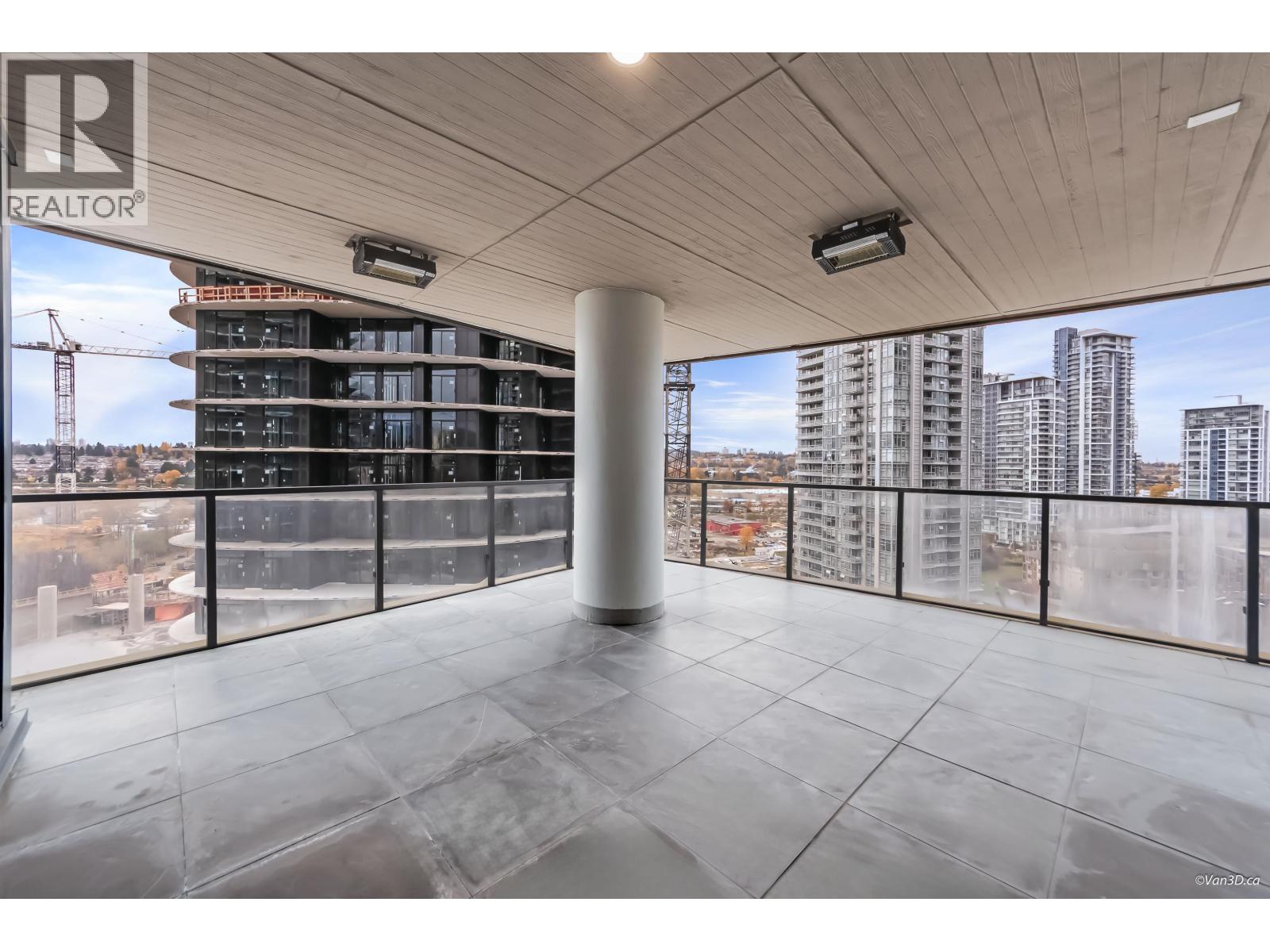 709 4880 LOUGHEED HIGHWAY, Burnaby