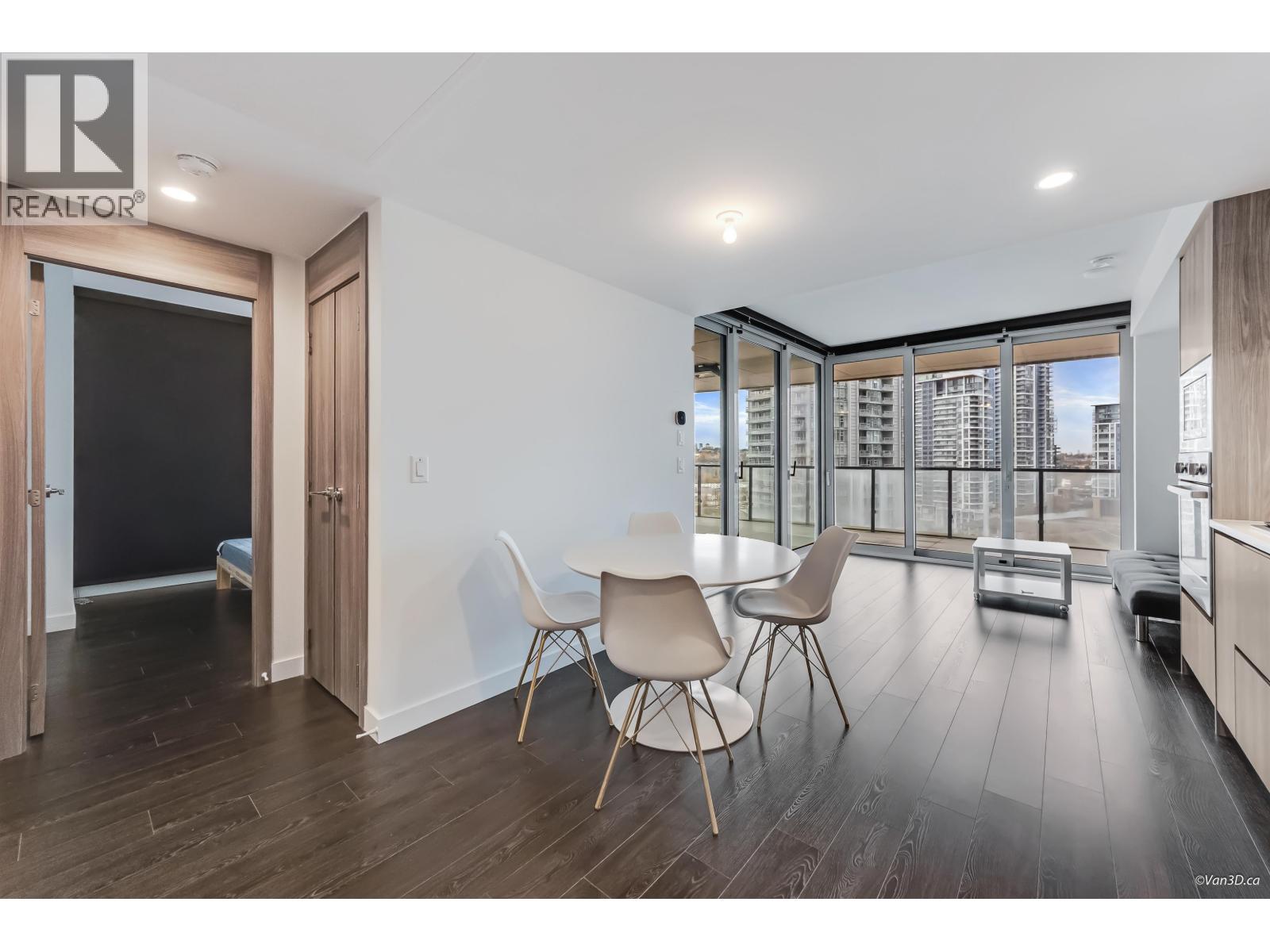 709 4880 LOUGHEED HIGHWAY, Burnaby