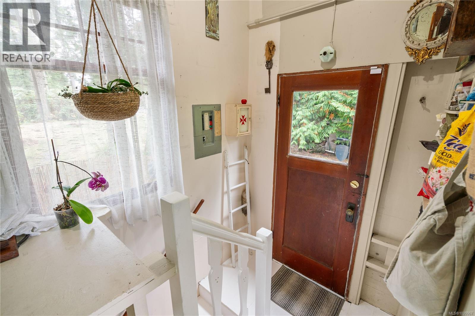  2868 Glenwood Avenue, Saanich