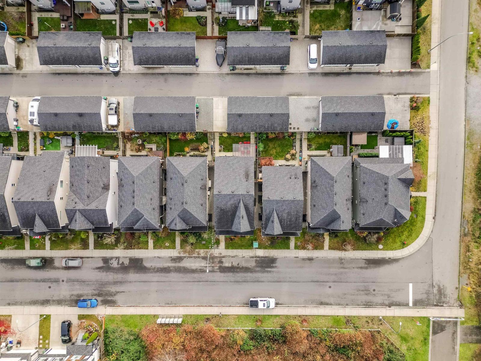 27032 35B AVENUE, Langley