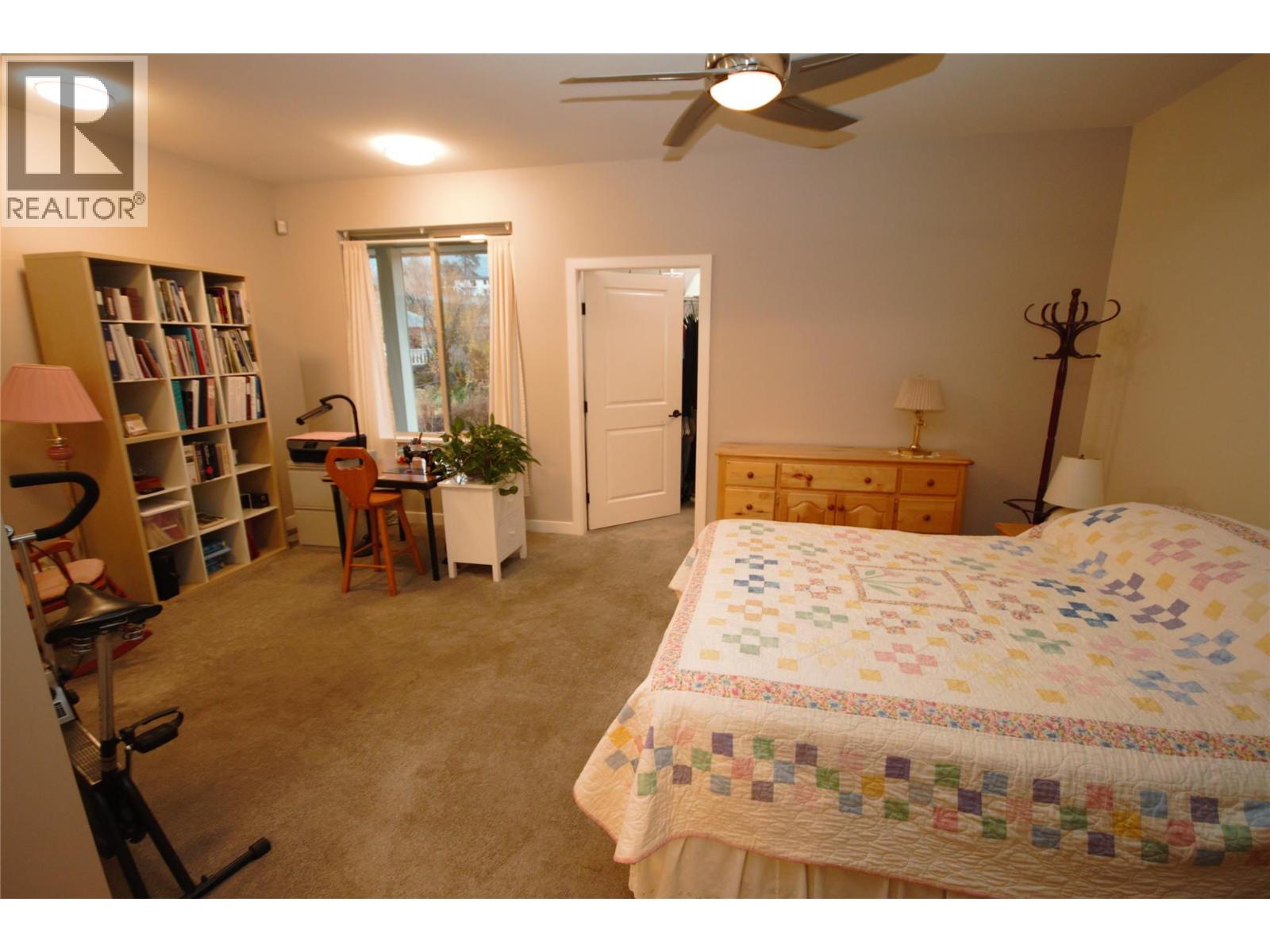 131 Willows Place, Oliver