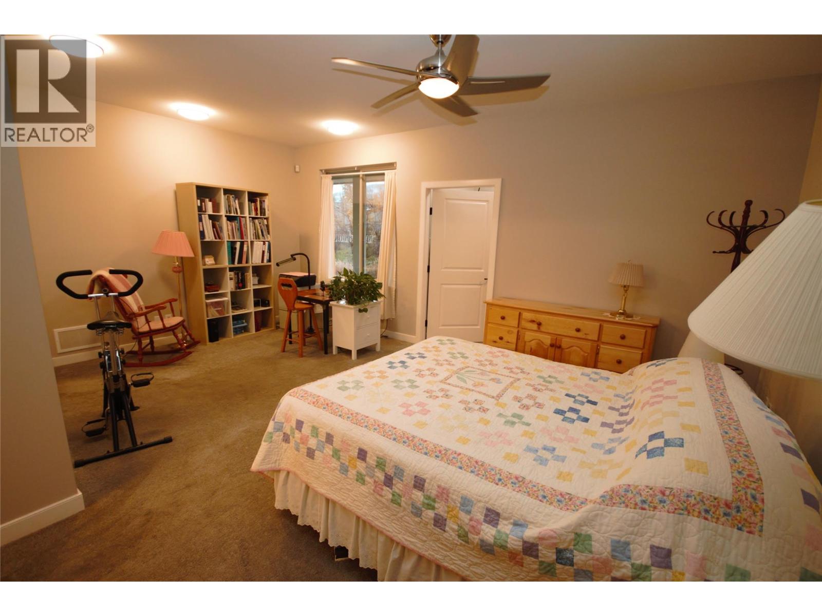 131 Willows Place, Oliver