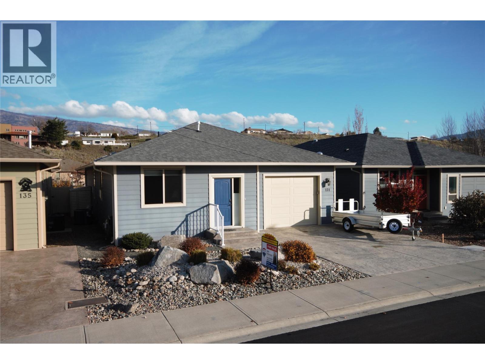 131 Willows Place, Oliver