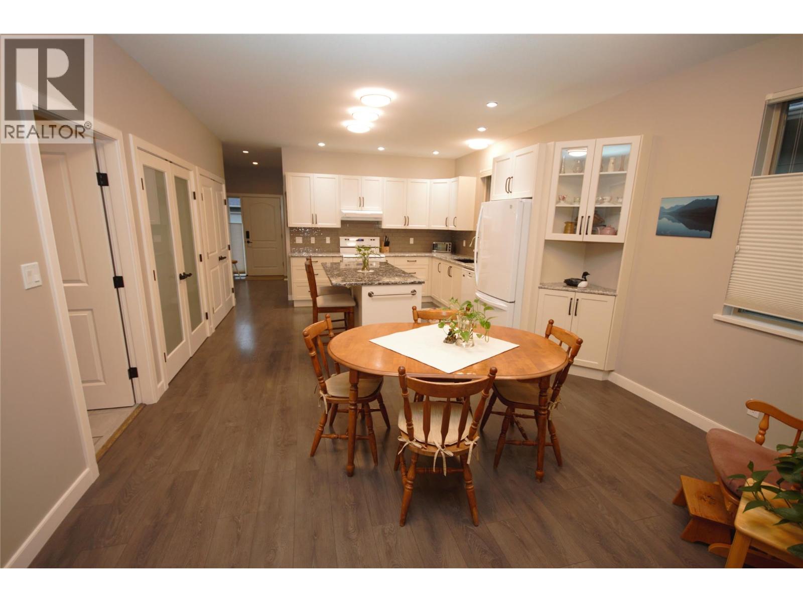 131 Willows Place, Oliver