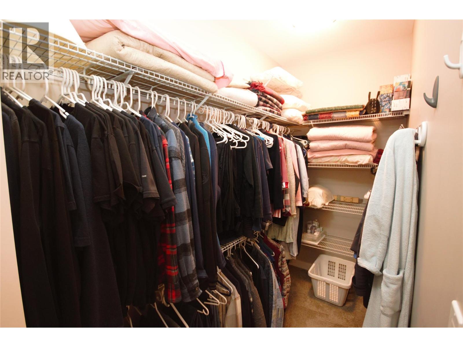 131 Willows Place, Oliver