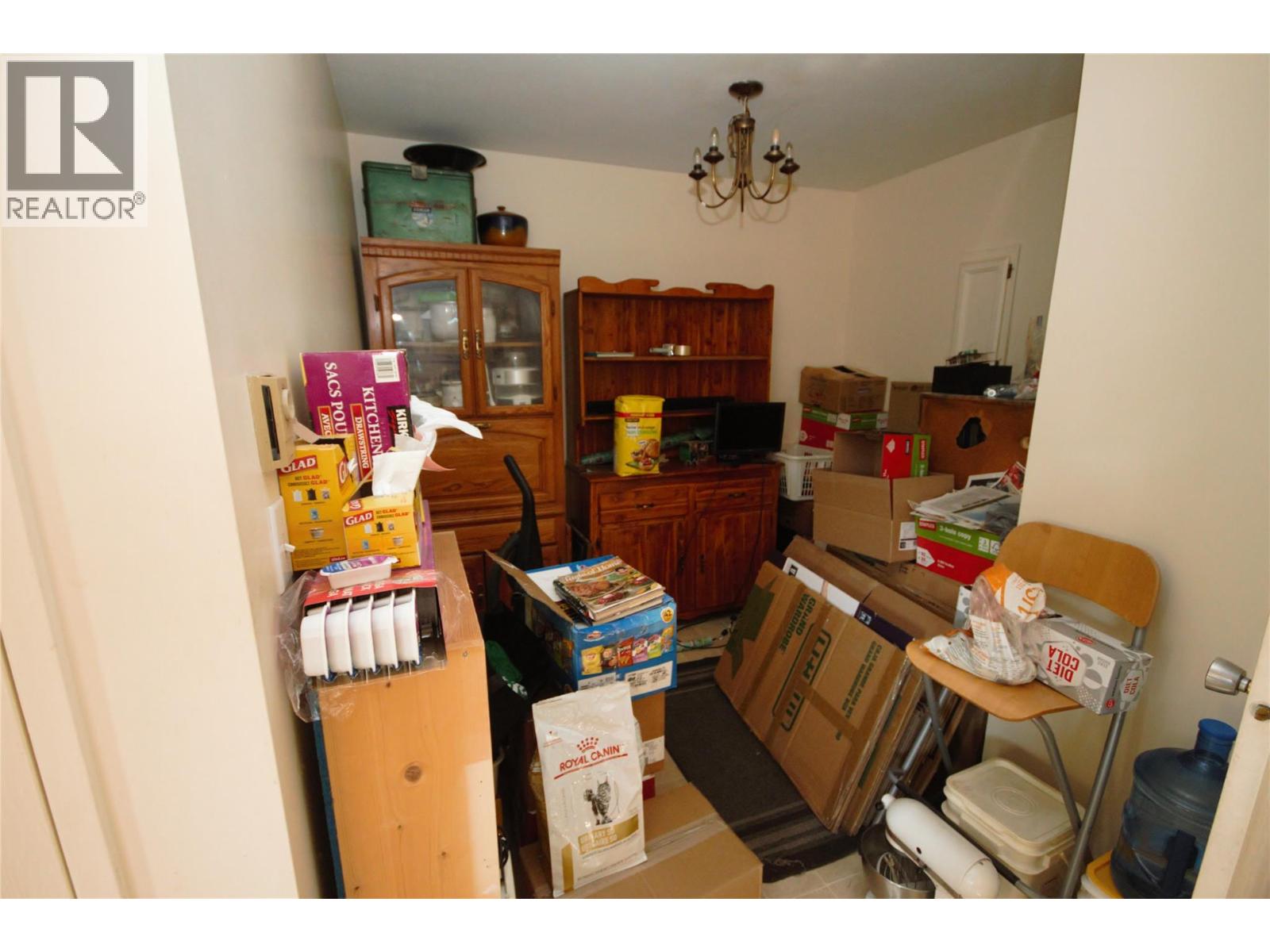 5877 Main Street Unit# 11, Oliver