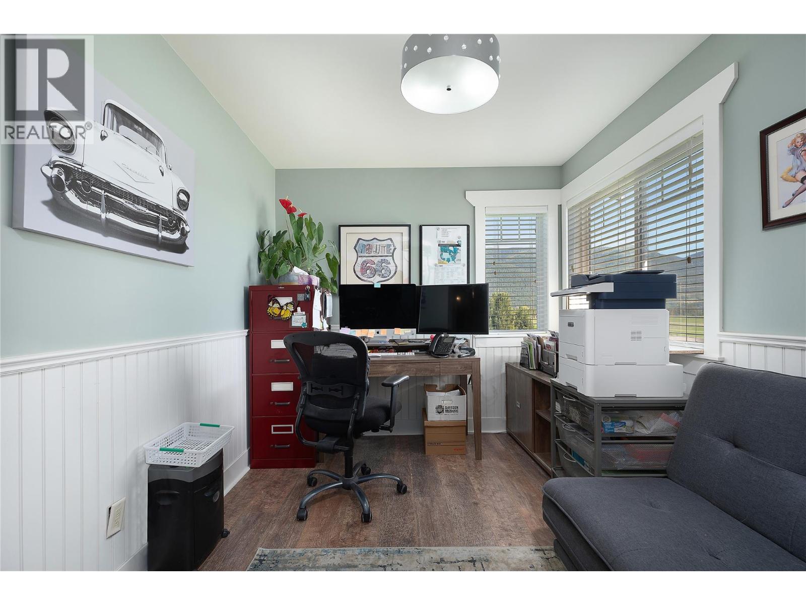 4537 Lansdowne Road, Armstrong