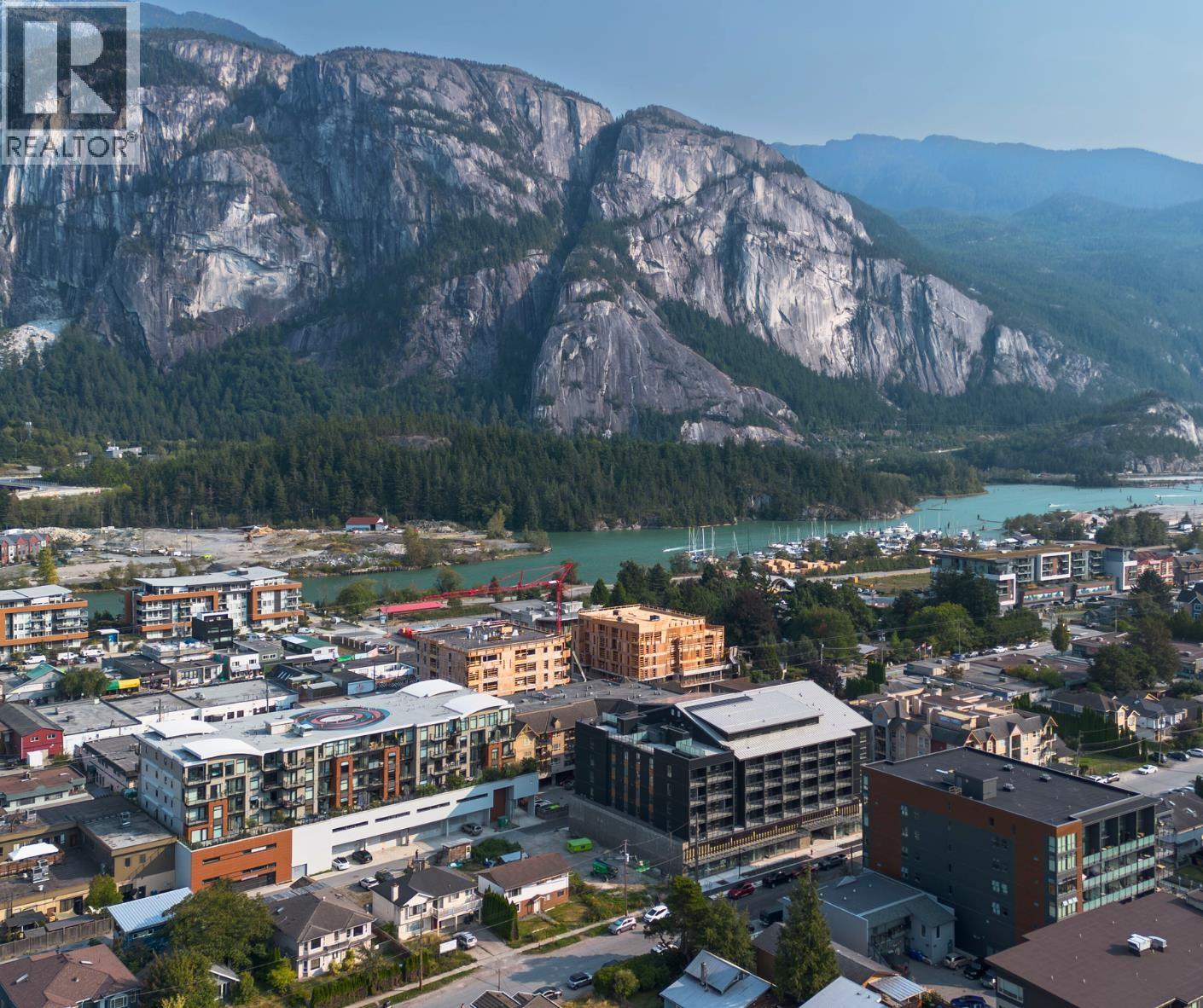 38083 FOURTH AVENUE, Squamish