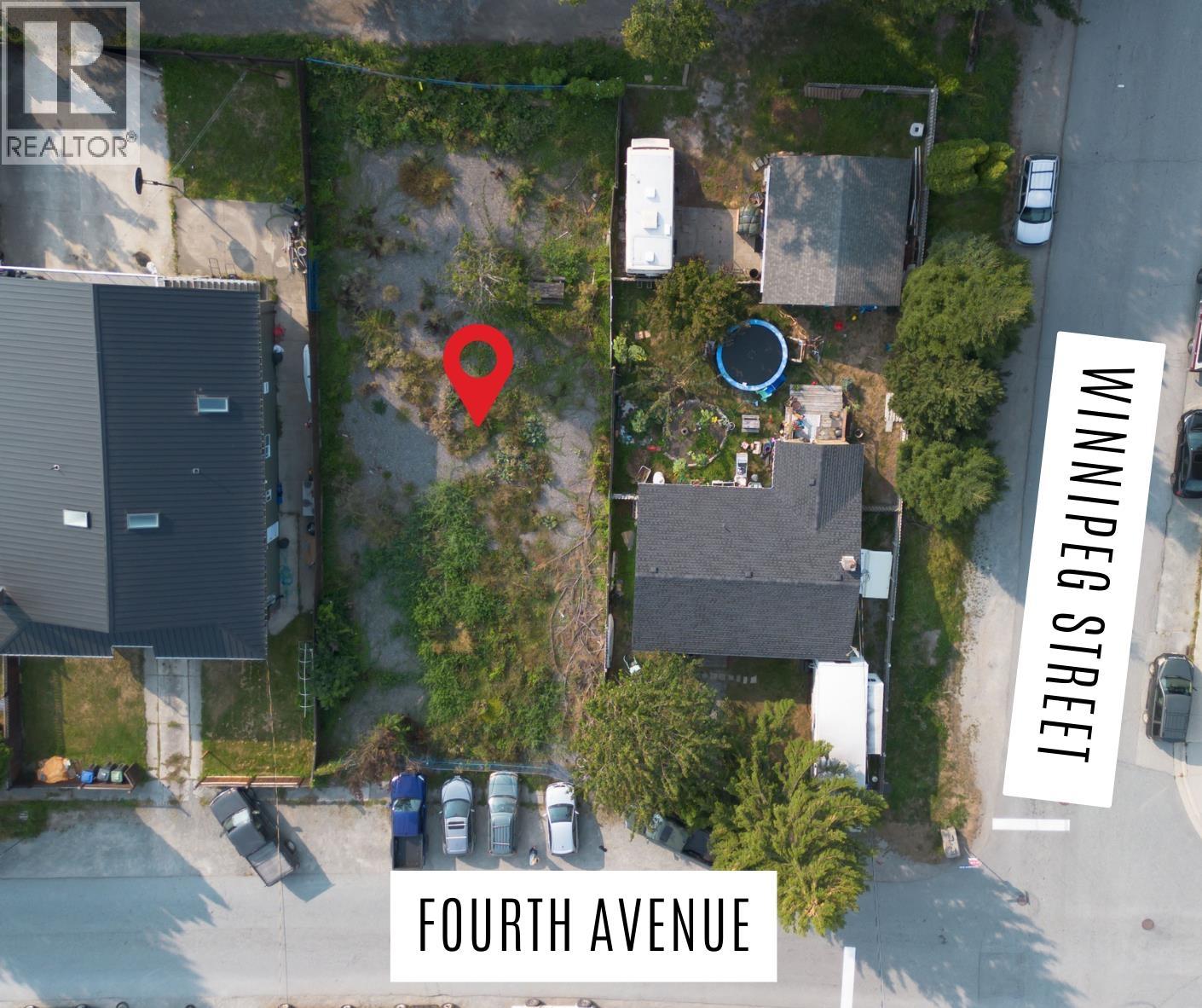 38083 FOURTH AVENUE, Squamish