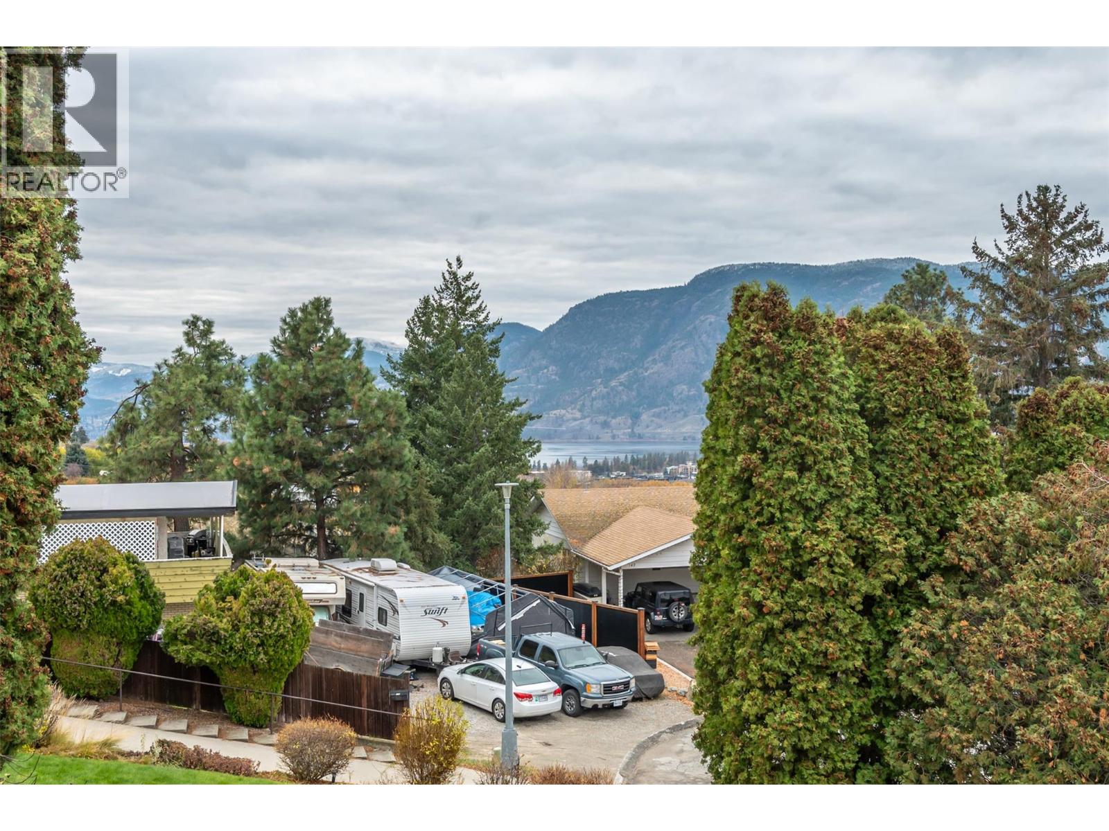  162 DARTMOUTH Place, Penticton