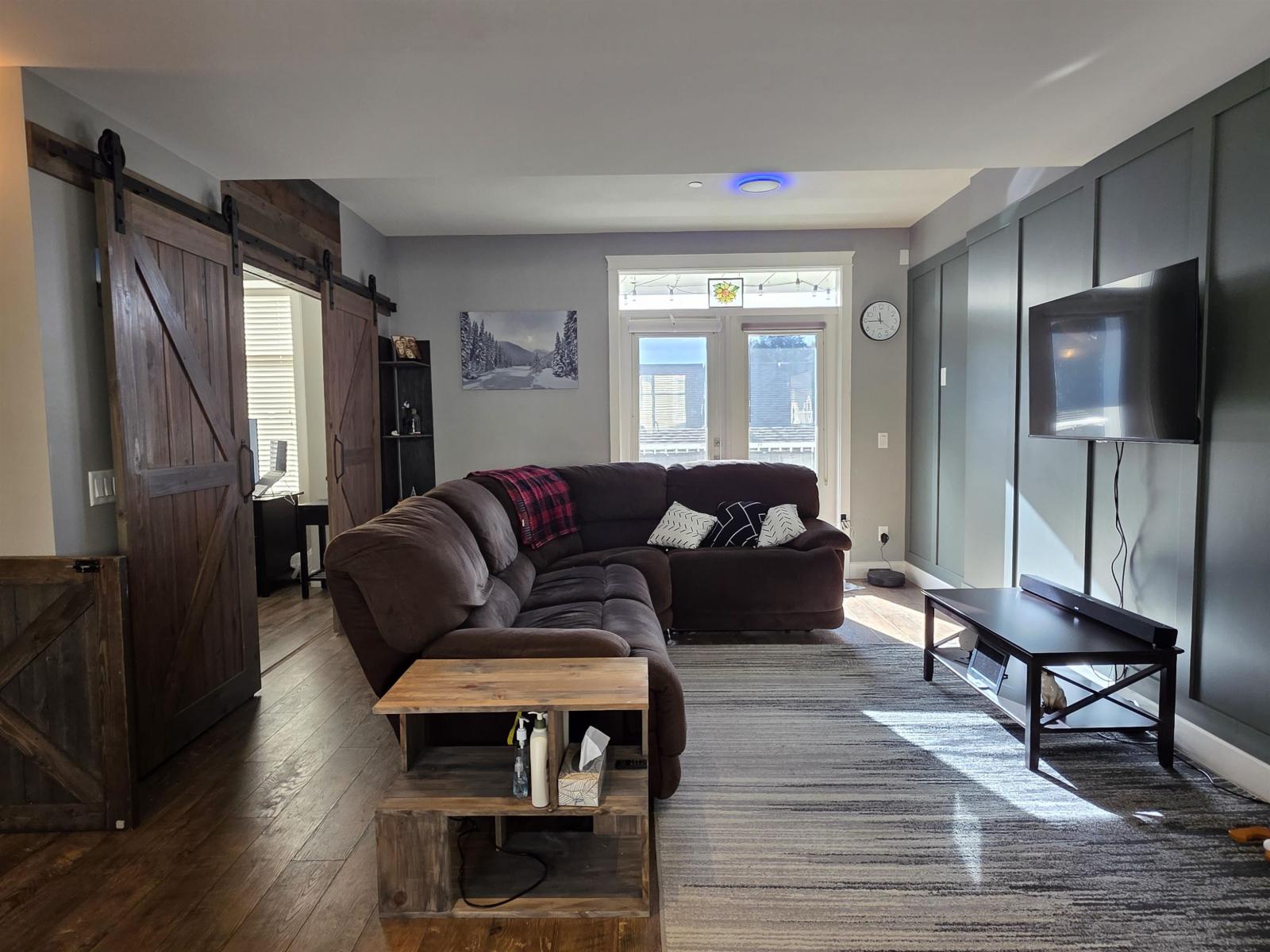 9 32921 14 AVENUE, Mission