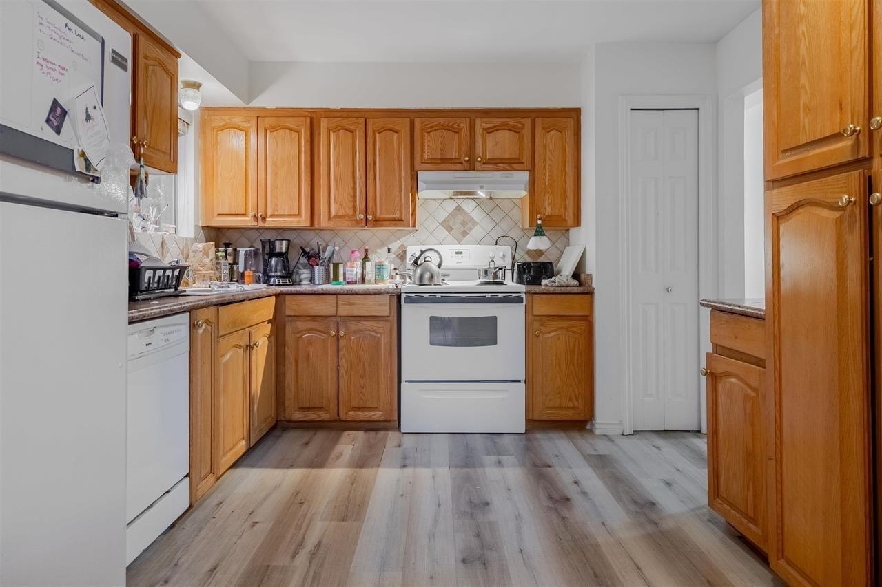 11084 148 STREET, Surrey