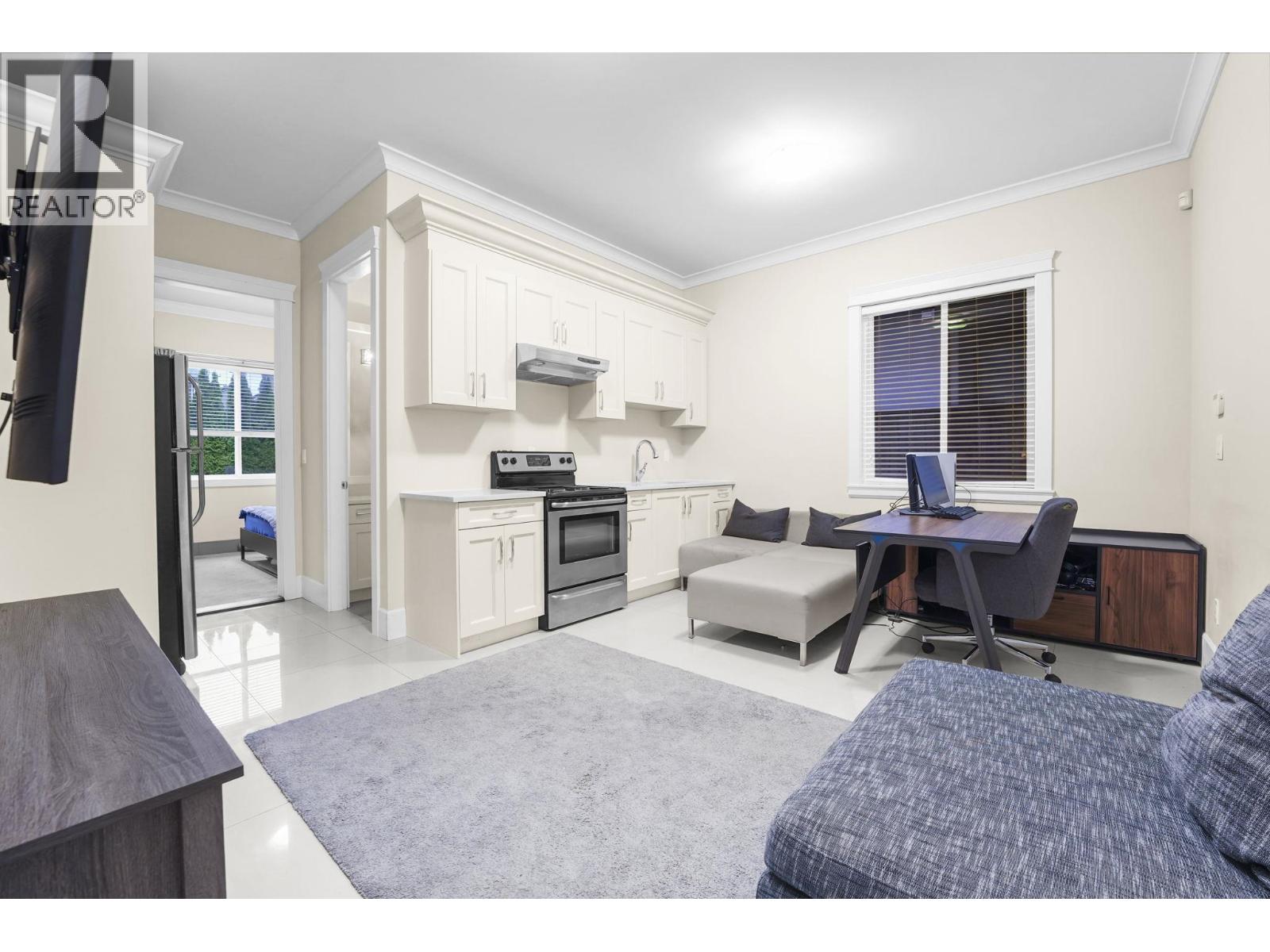 4351 WOODHEAD Road, Richmond