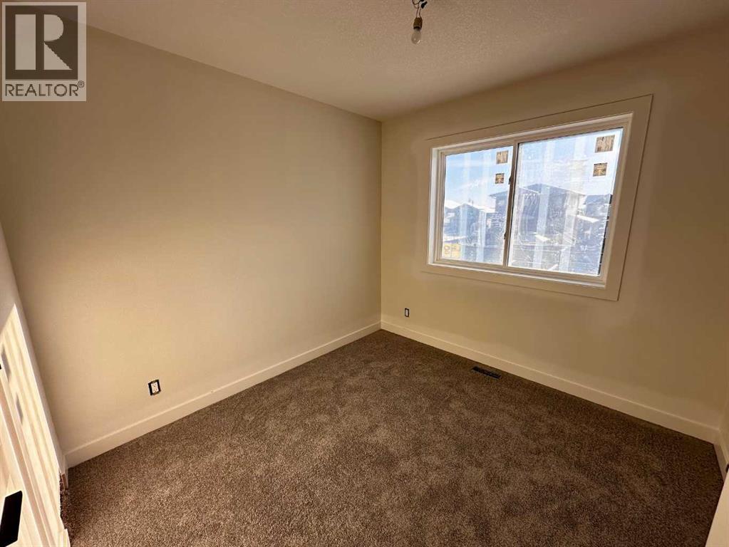 80 Oxford Boulevard, Penhold