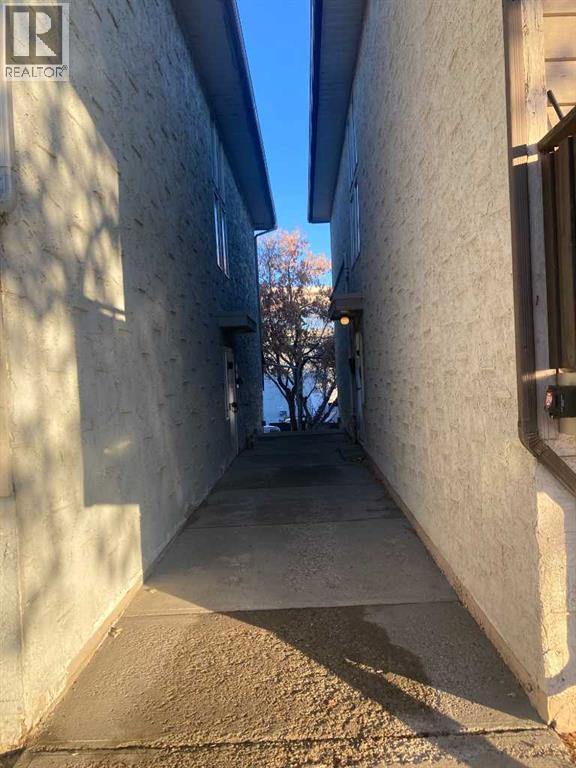 Single Family House for Sale in    Avenue SW Sunalta Calgary 