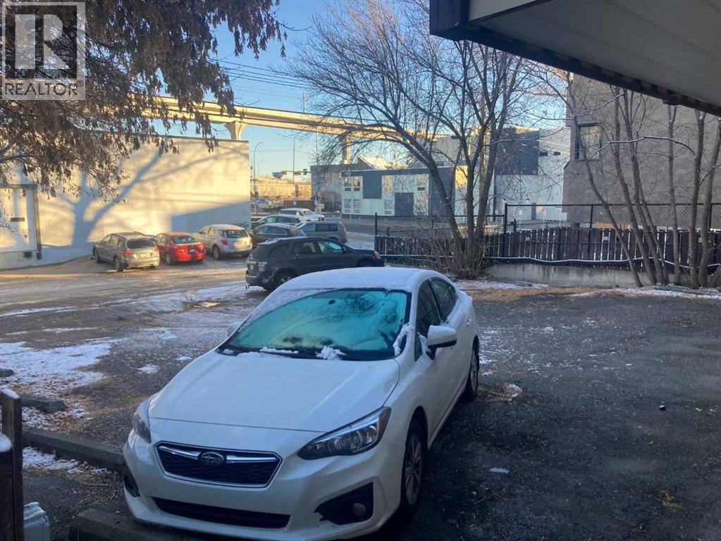 Single Family House for Sale in    Avenue SW Sunalta Calgary 