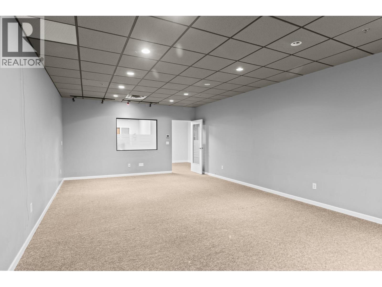 203 1912 Enterprise Way, Kelowna