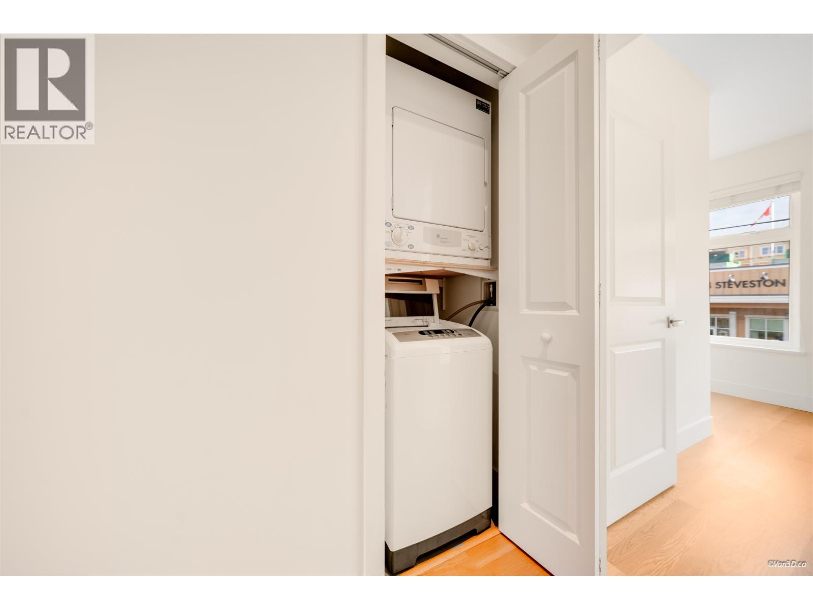 1 3993 CHATHAM STREET, Richmond