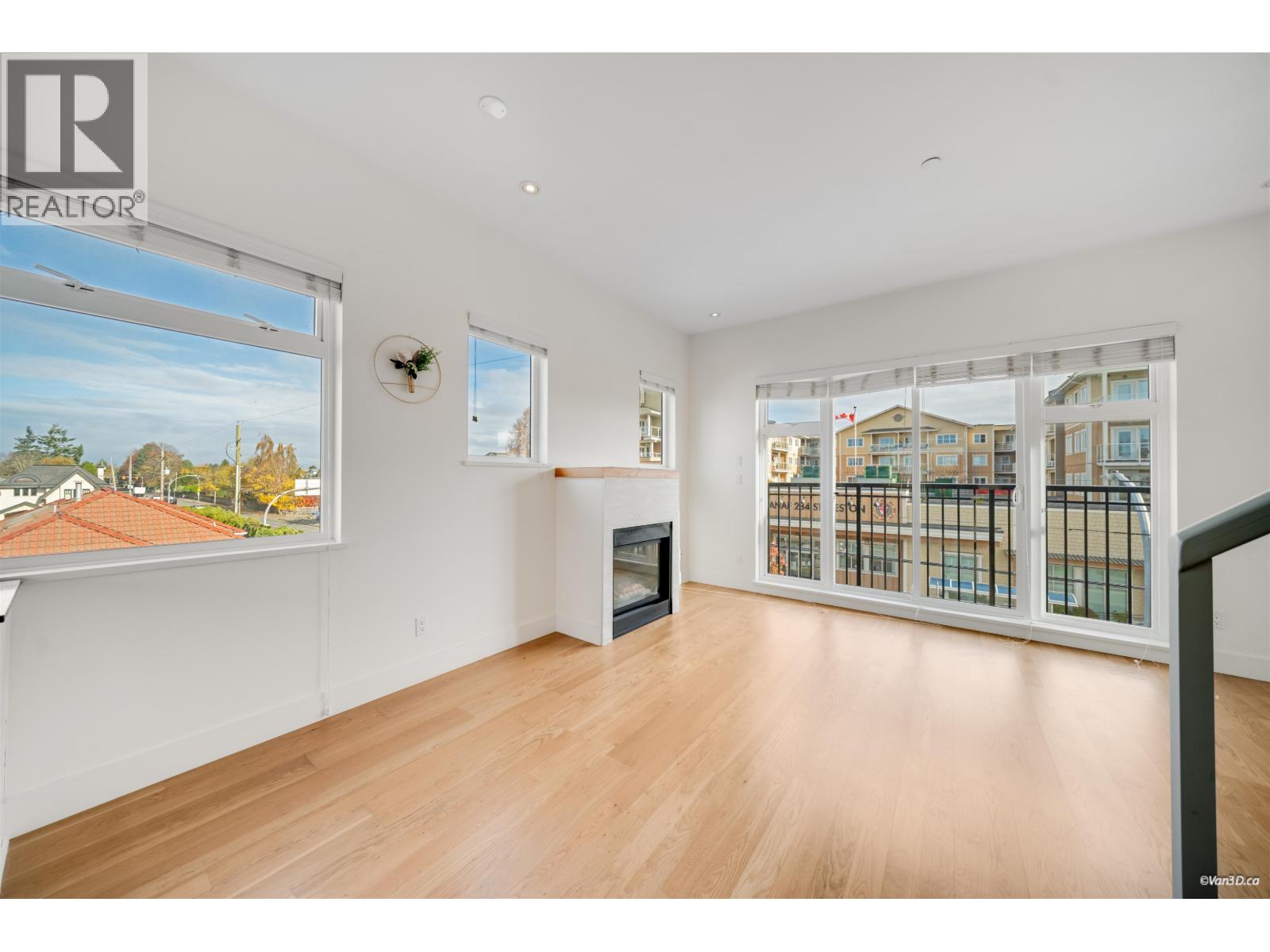 1 3993 CHATHAM STREET, Richmond