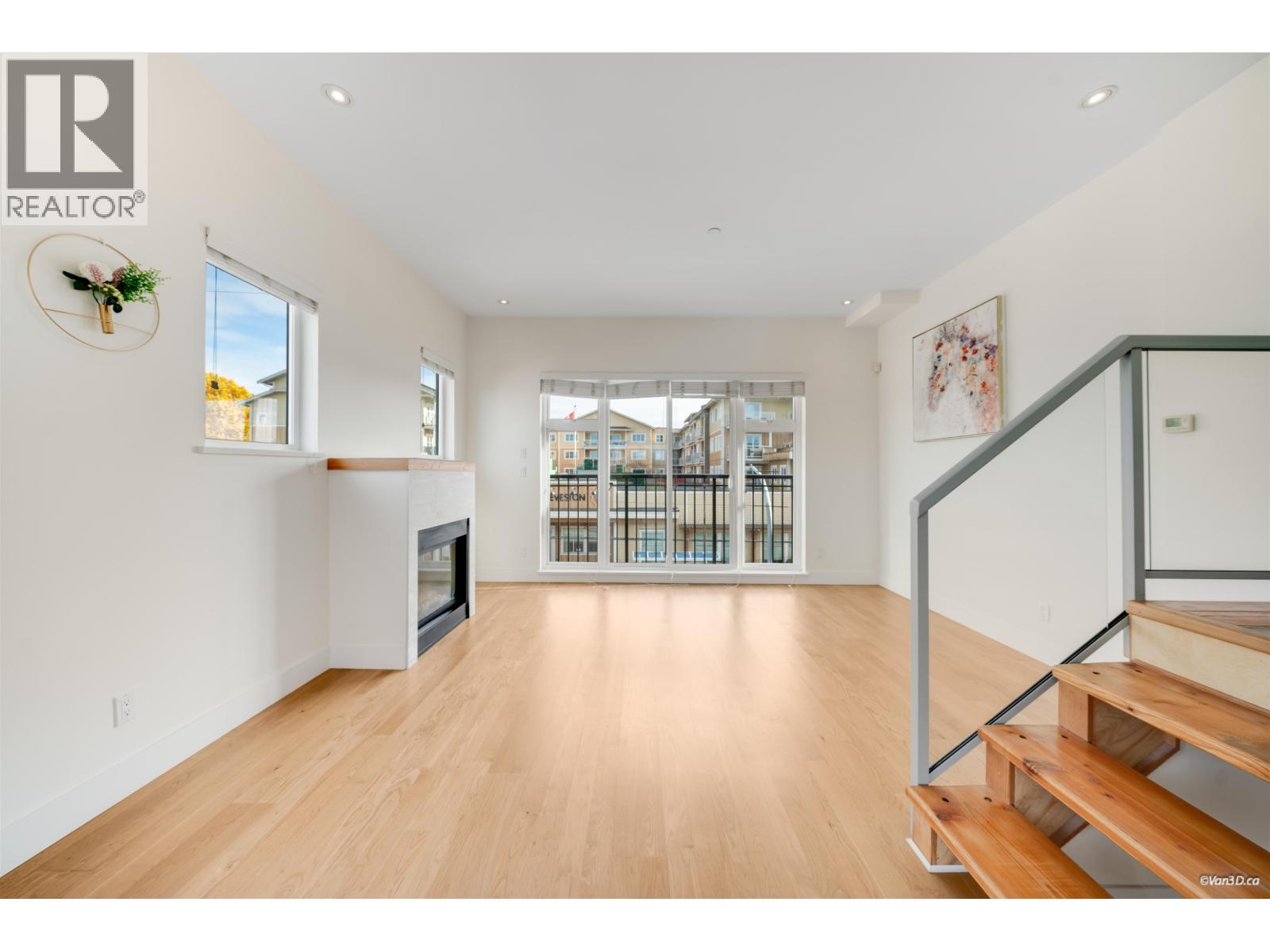 1 3993 CHATHAM STREET, Richmond