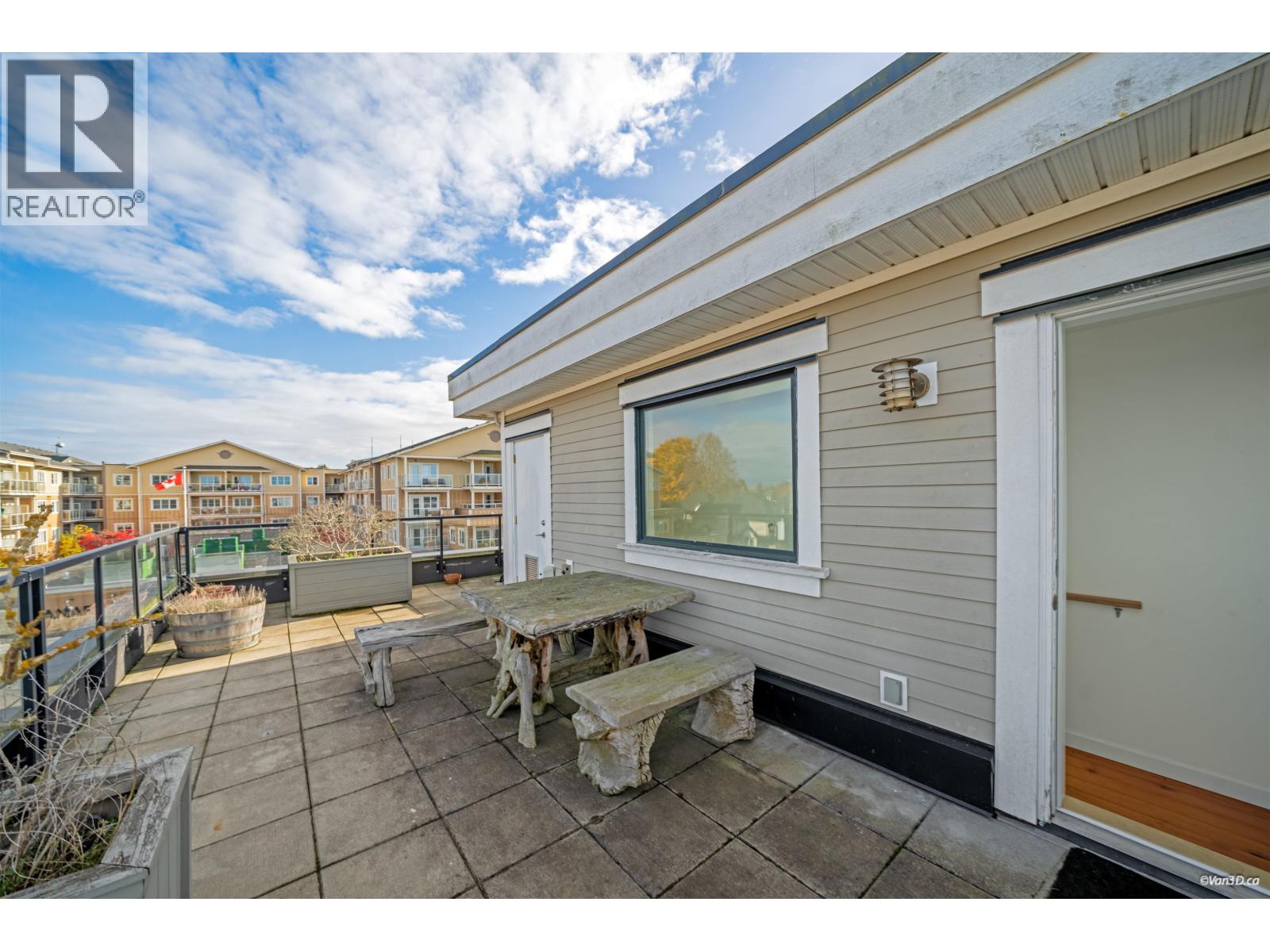 1 3993 CHATHAM STREET, Richmond