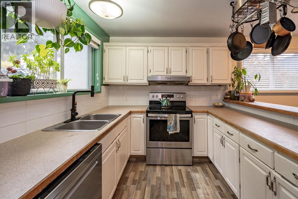 1200 Front Street, Nelson