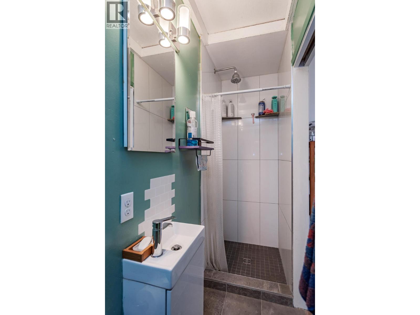 1200 Front Street - 21