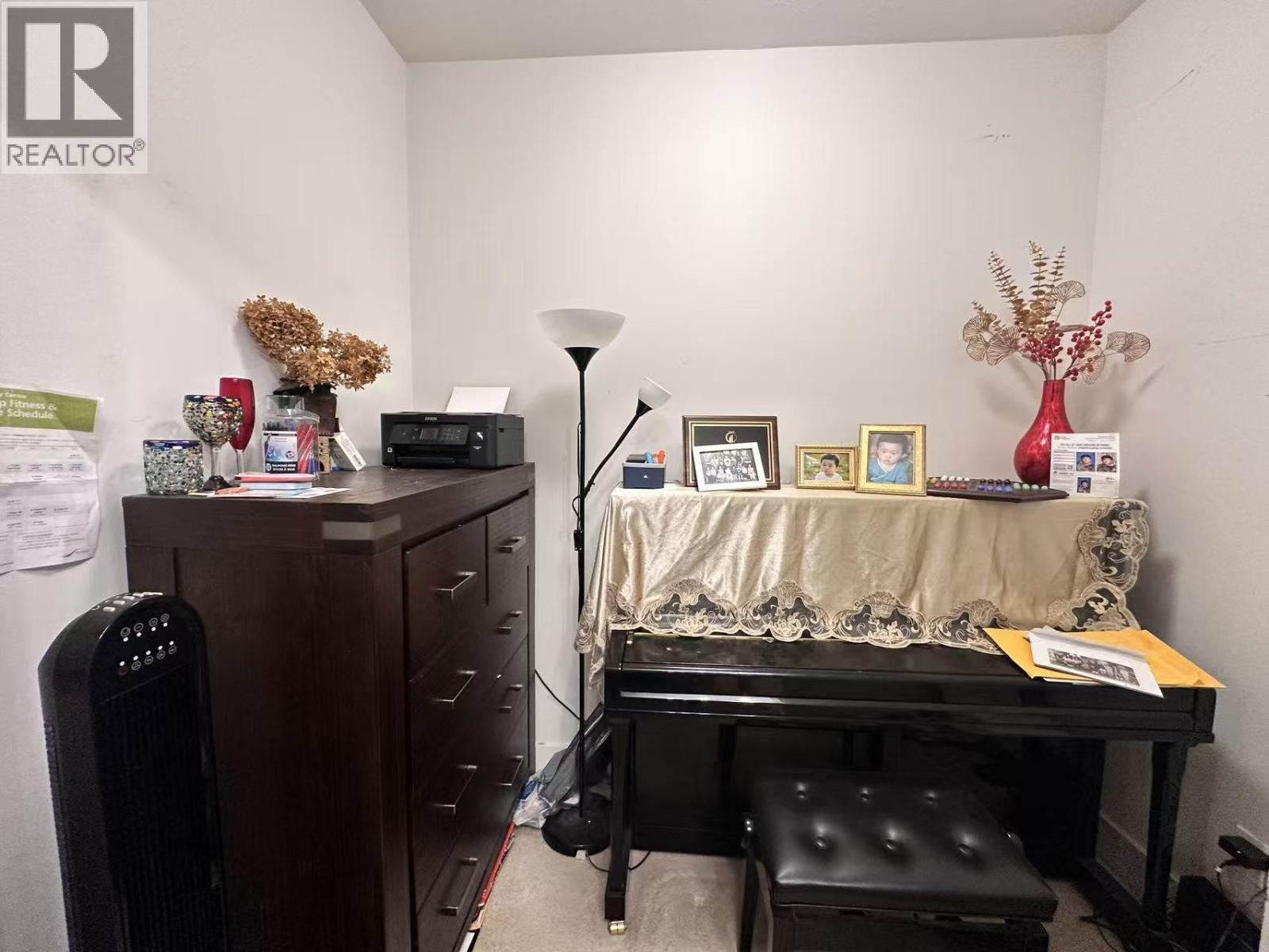 310 9233 FERNDALE ROAD, Richmond